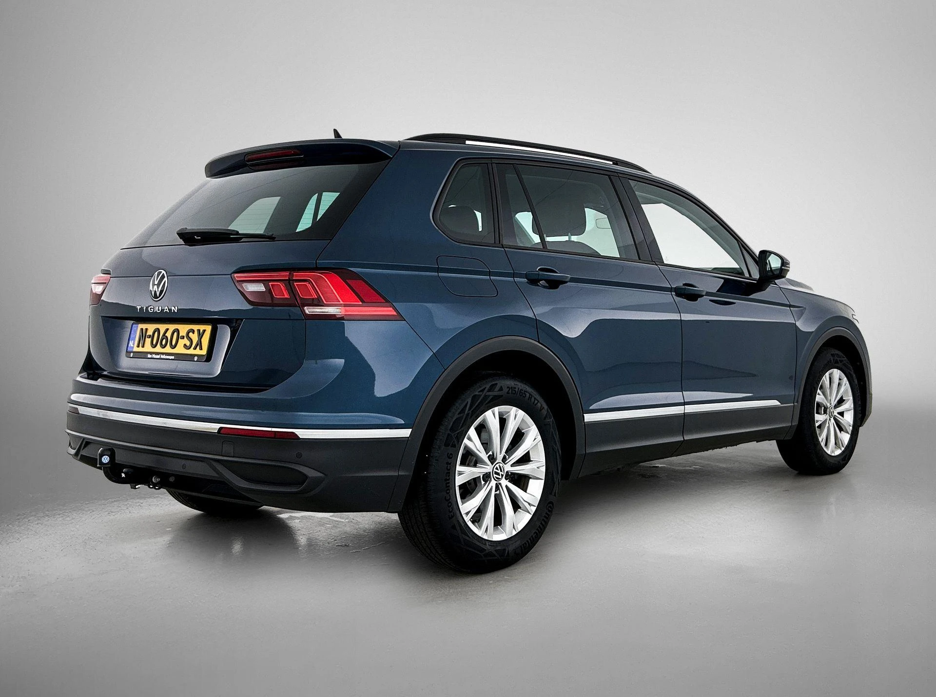 Volkswagen-Tiguan-image-3