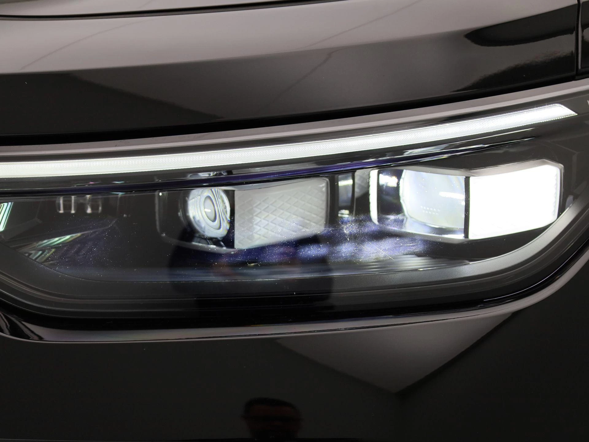 Volkswagen-Tayron-image-17