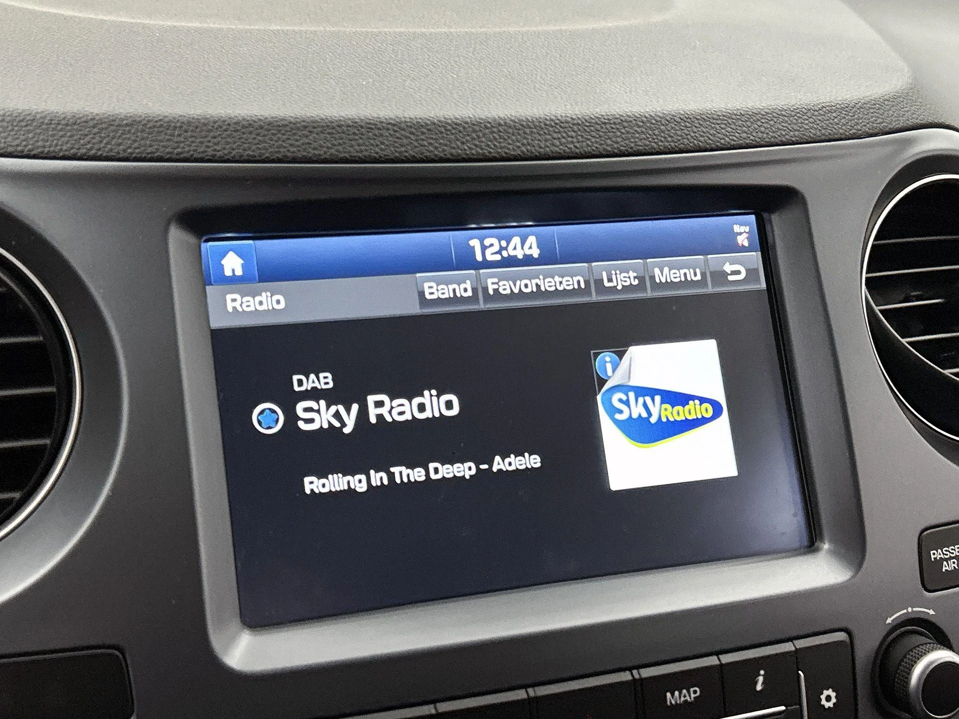 Hyundai-i10-image-23