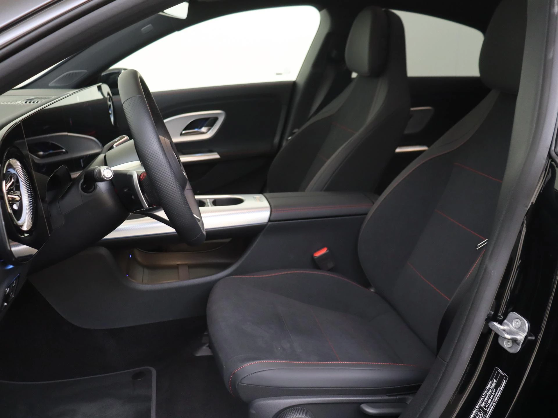 Mercedes-Benz CLA 180 Business Solution AMG