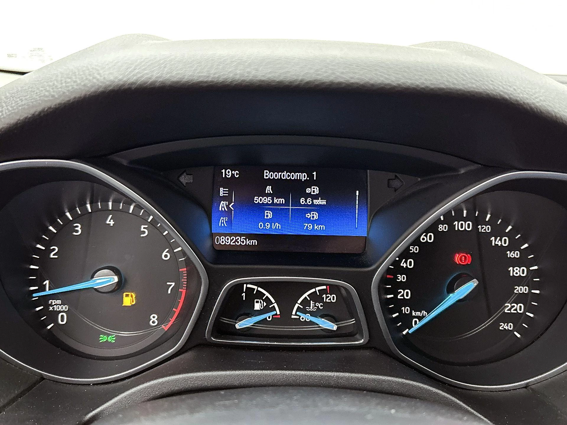 Ford Focus Wagon 1.0 Titanium