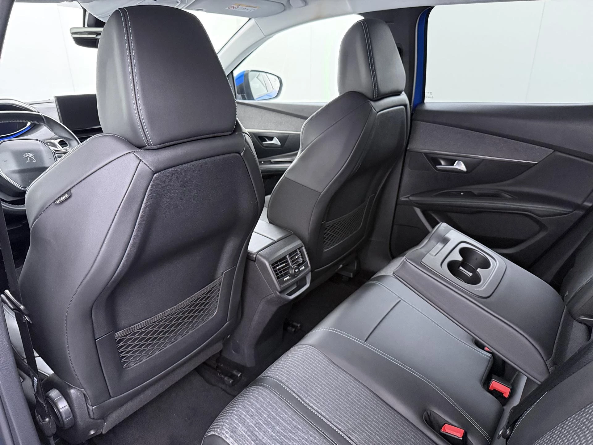Peugeot 3008 1.6 HYbrid 225 Blue Lease Allure