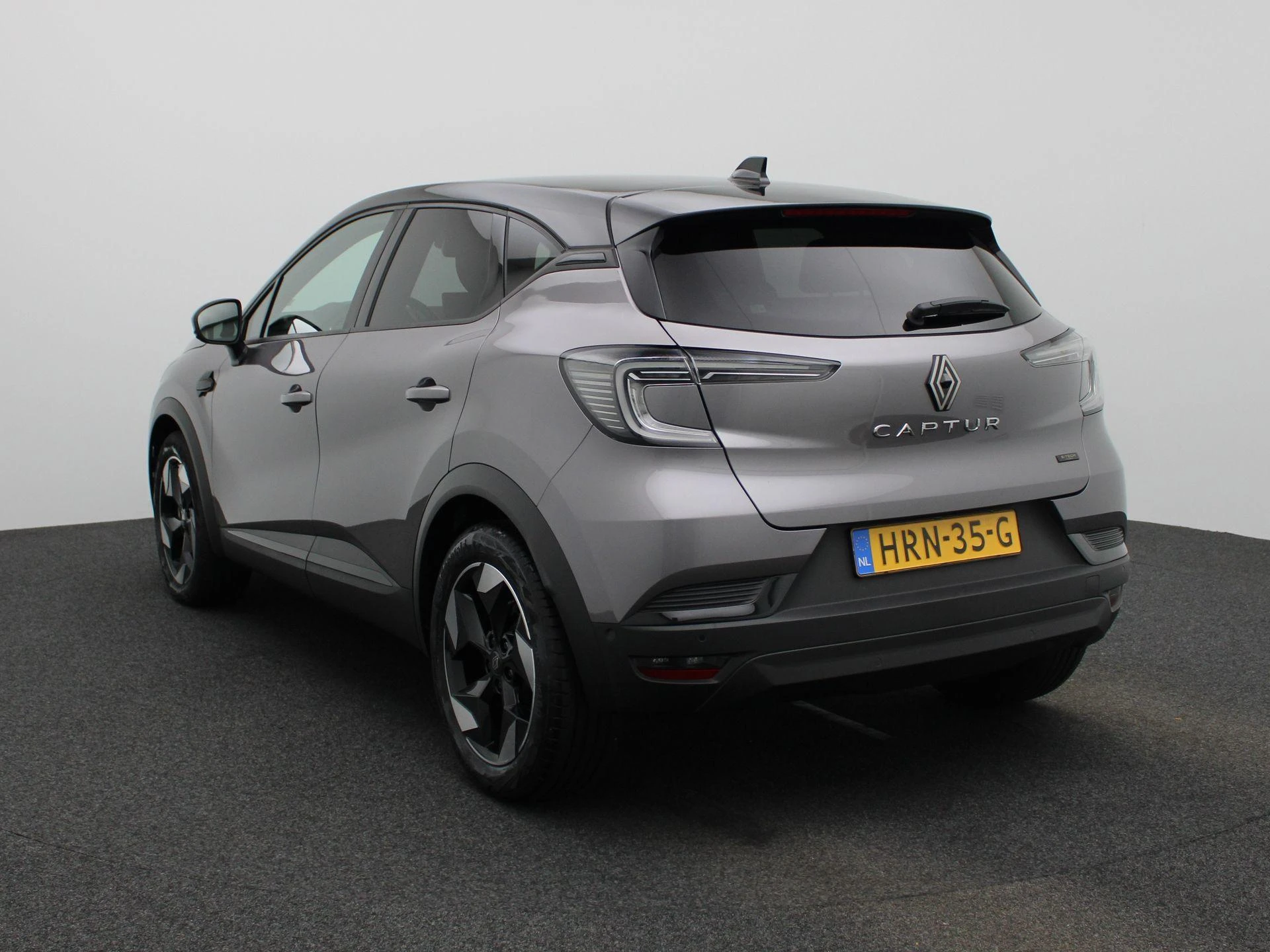 Renault-Captur-image-1