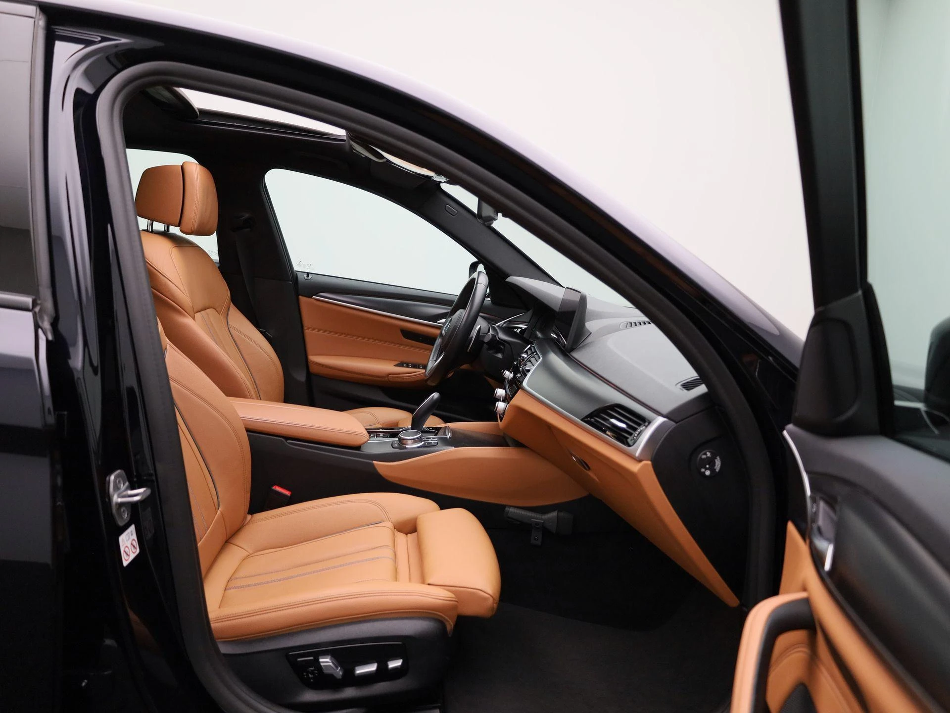 BMW-5 Serie-image-48