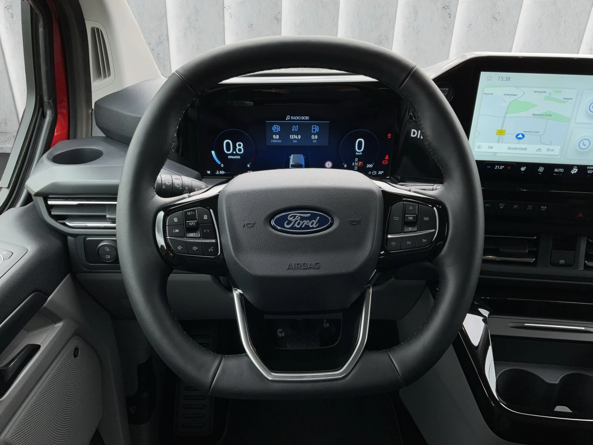 Ford-Tourneo Custom-image-12