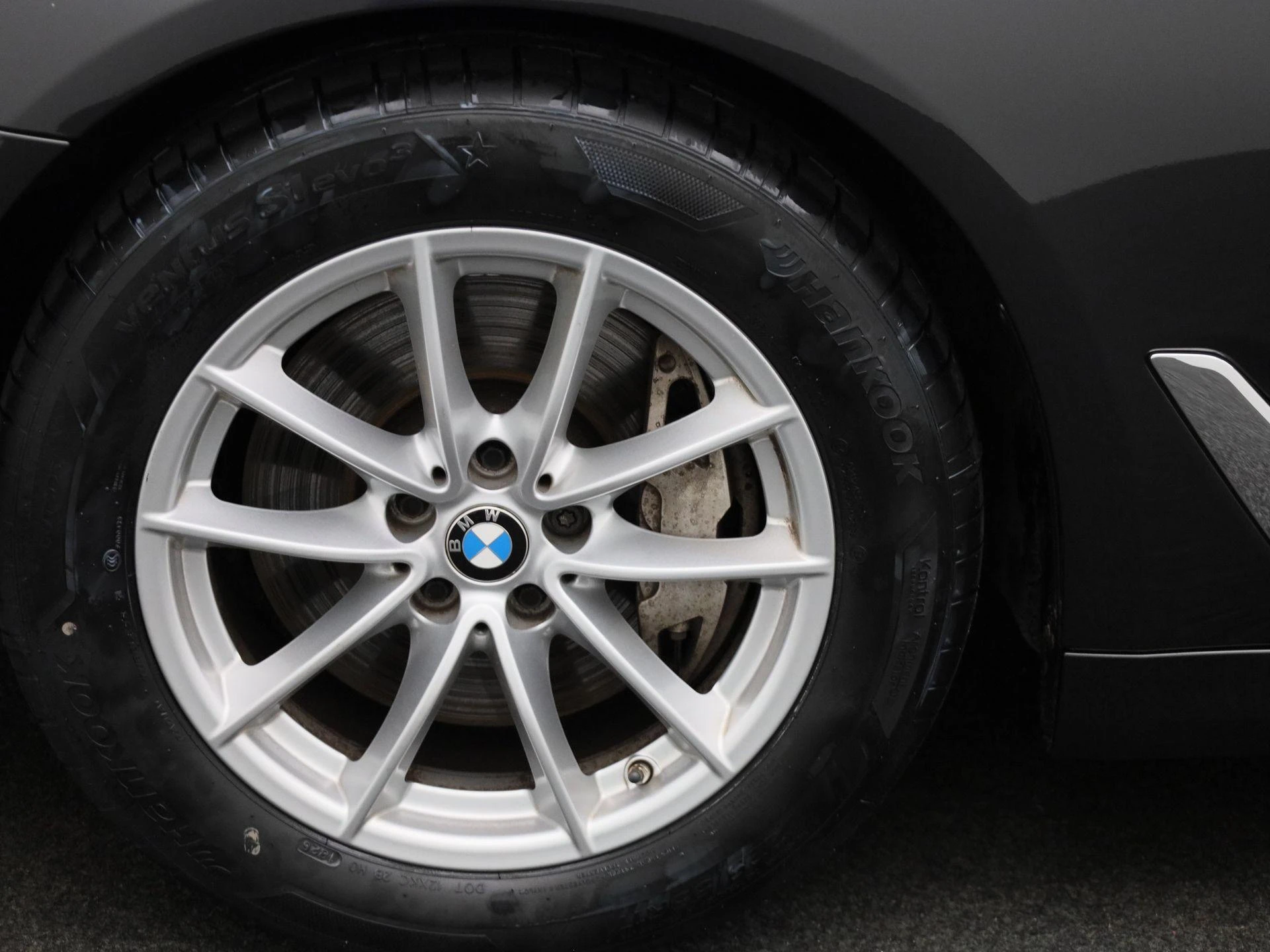 BMW-5 Serie-image-12