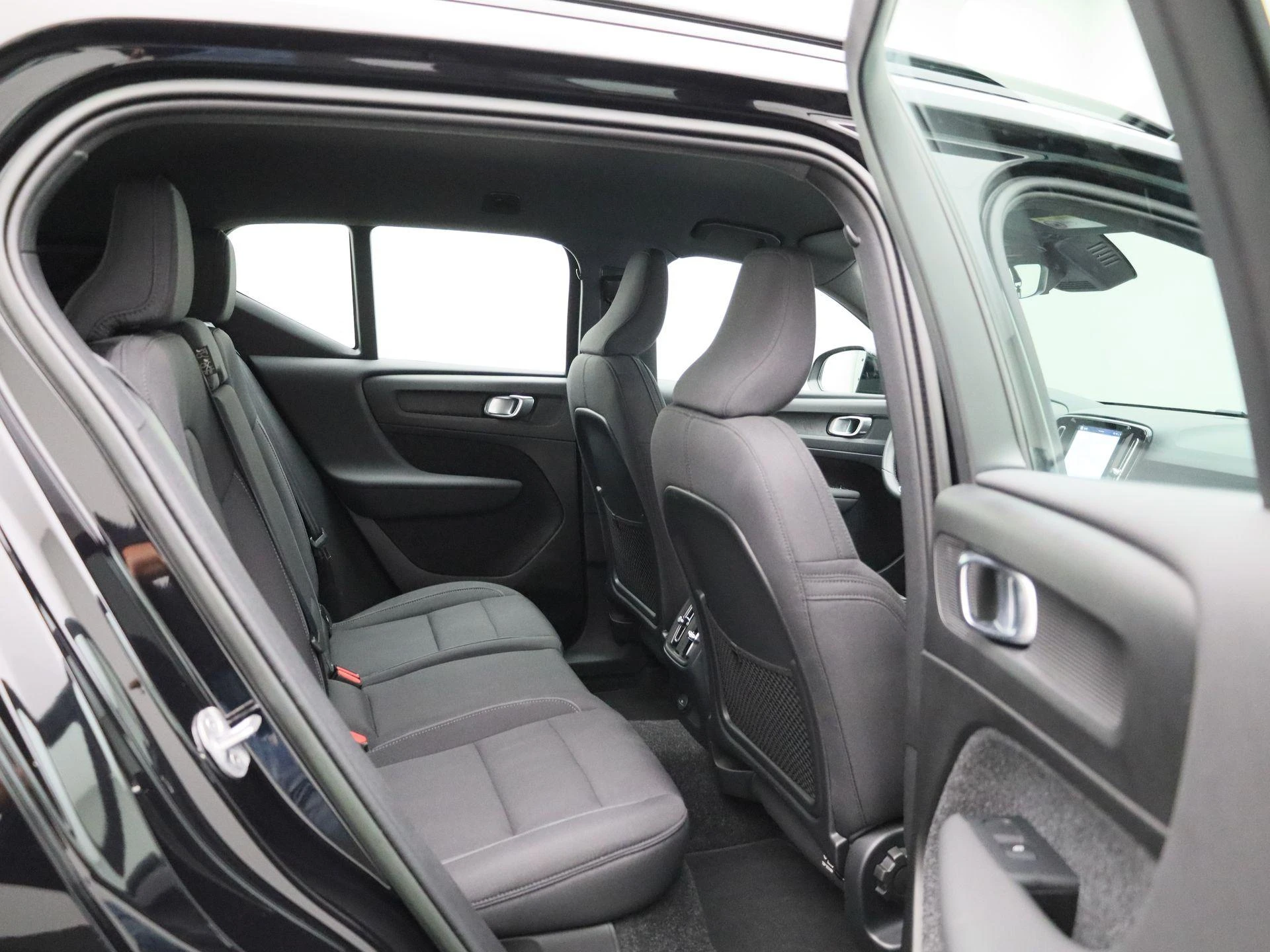 Volvo-XC40-image-34
