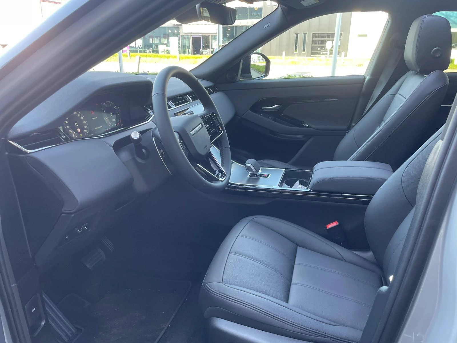 Land Rover Range Rover Evoque P160 S FWD Auto. 26.5MY