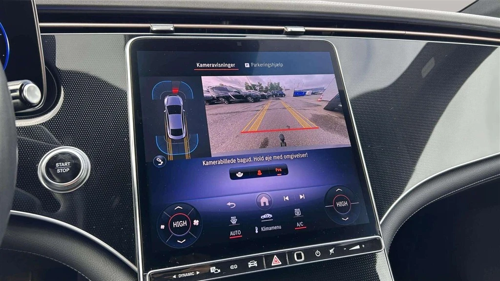 Mercedes-Benz-EQE-image-13