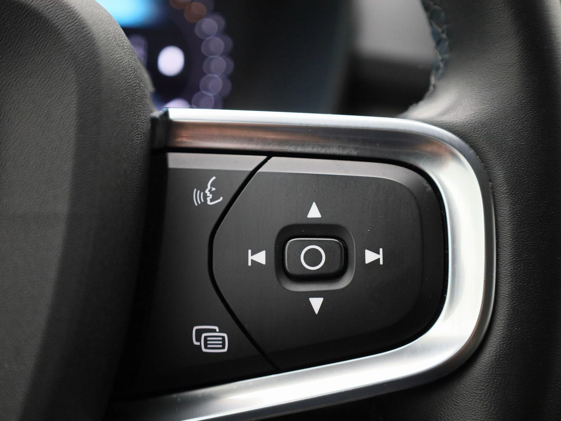 Volvo XC40 B3 Core DCT