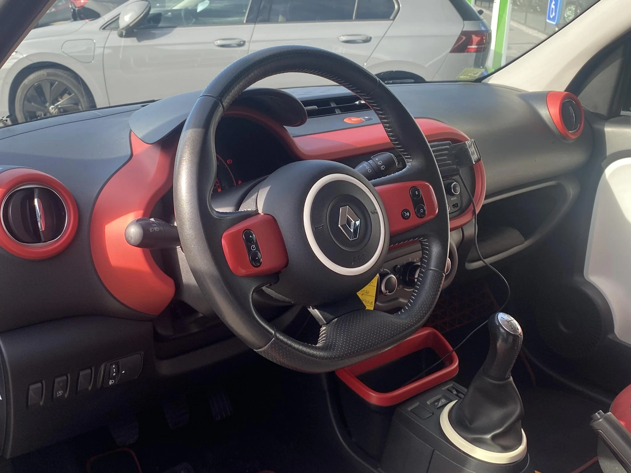 Renault-Twingo-image-3
