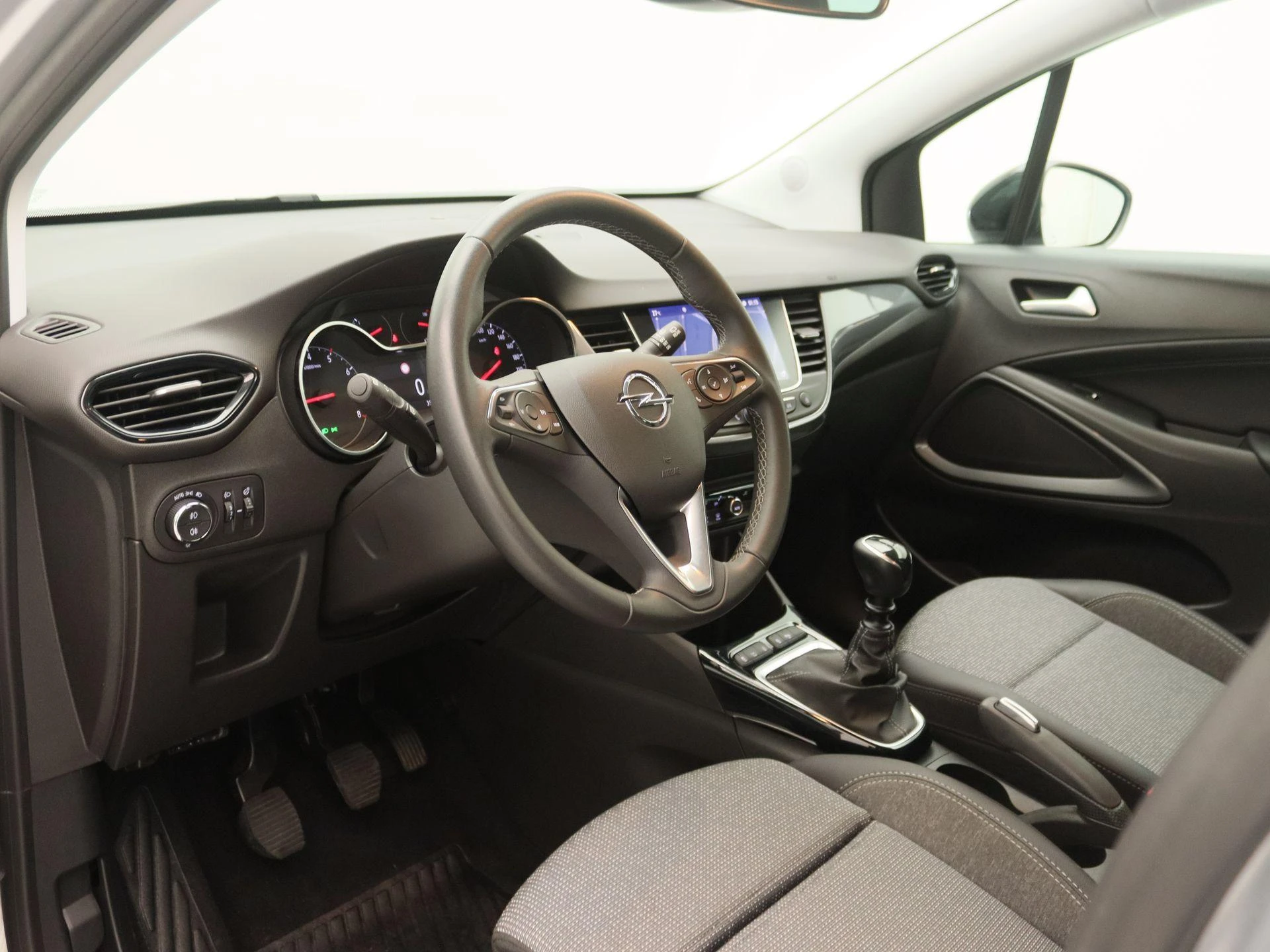 Opel-Crossland-image-21