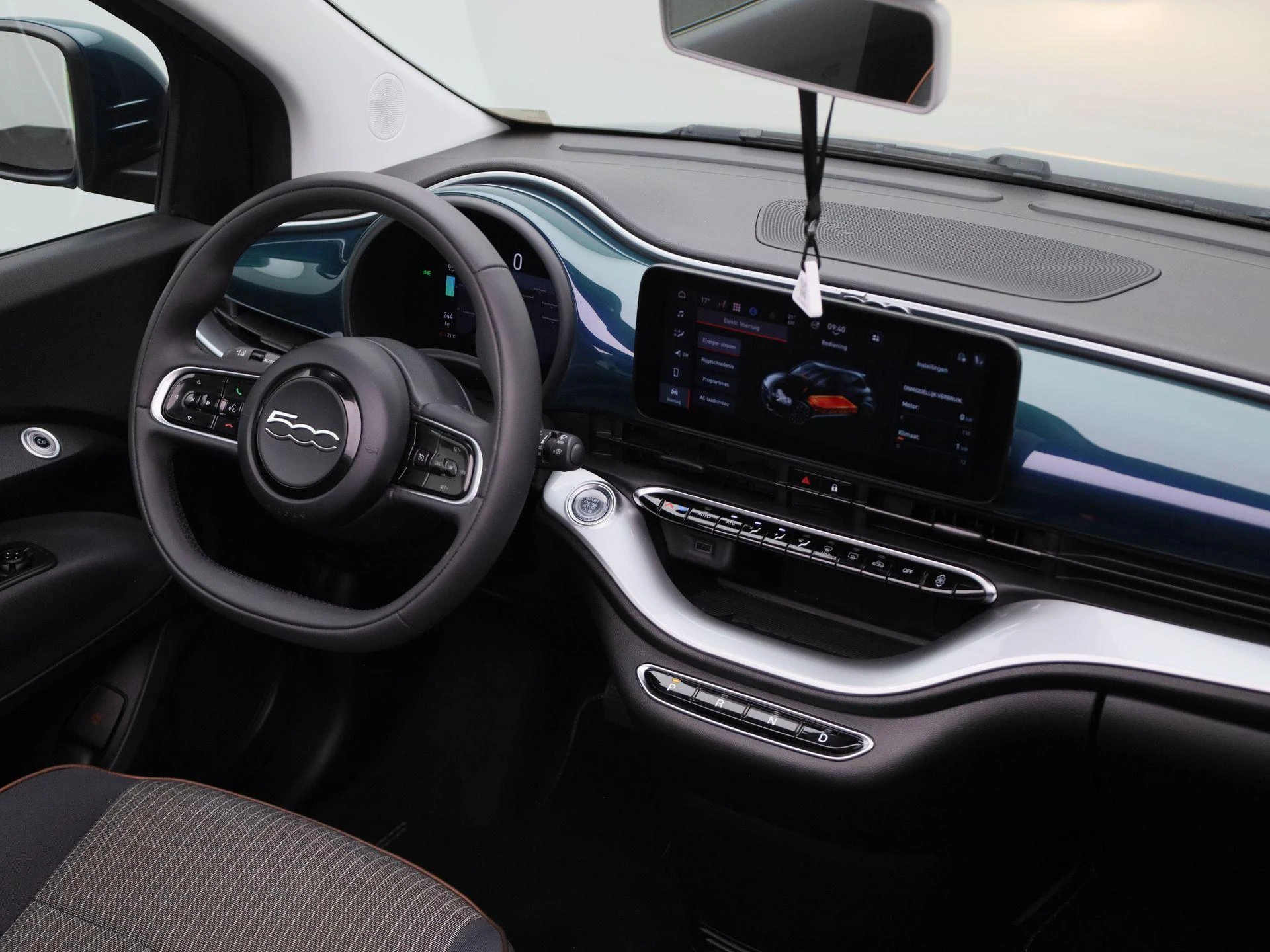 Fiat-500e-image-33