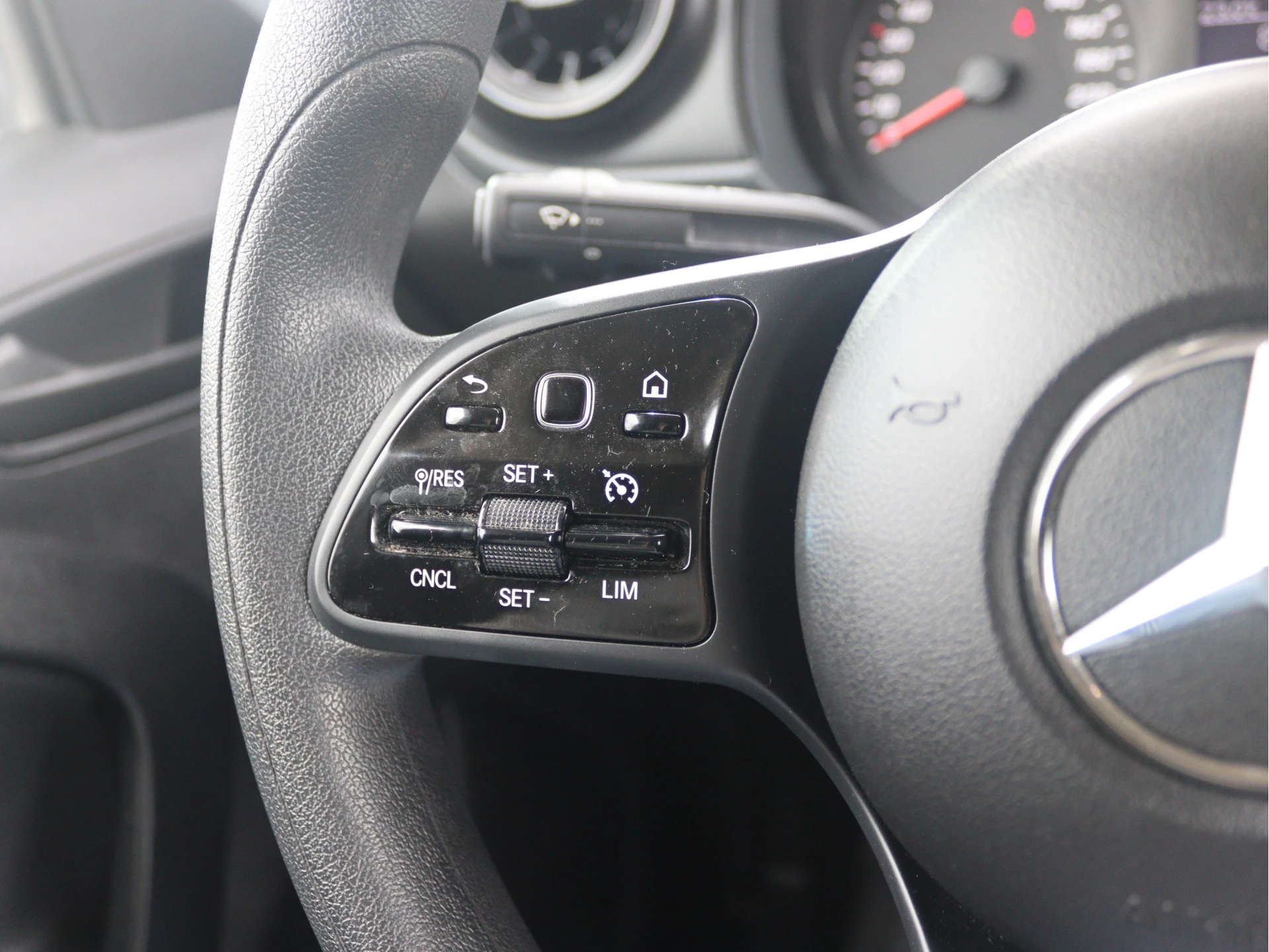 Mercedes-Benz-Citan-image-6
