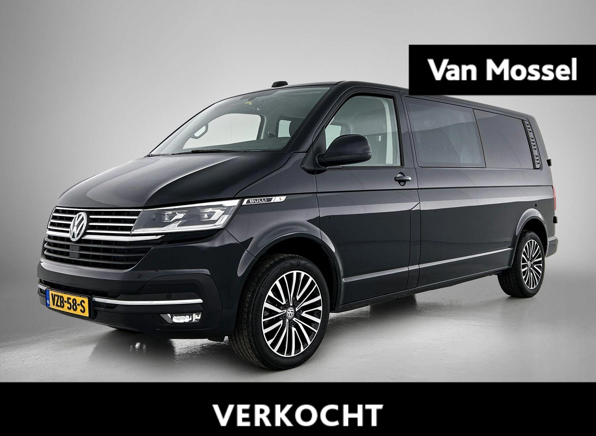 Volkswagen-Transporter-image-0