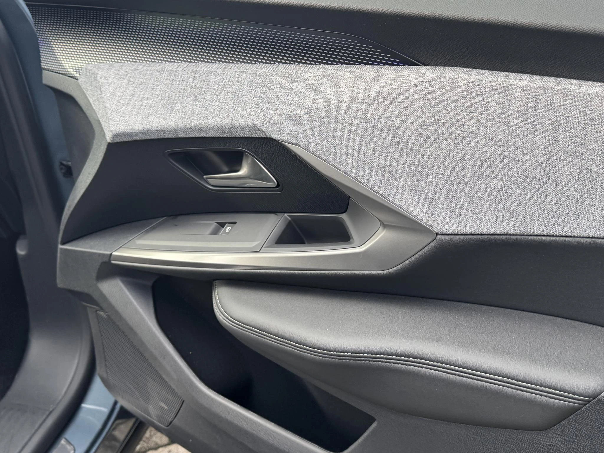 Peugeot-e-3008-image-44
