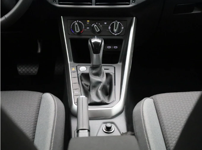 Volkswagen-Taigo-image-8