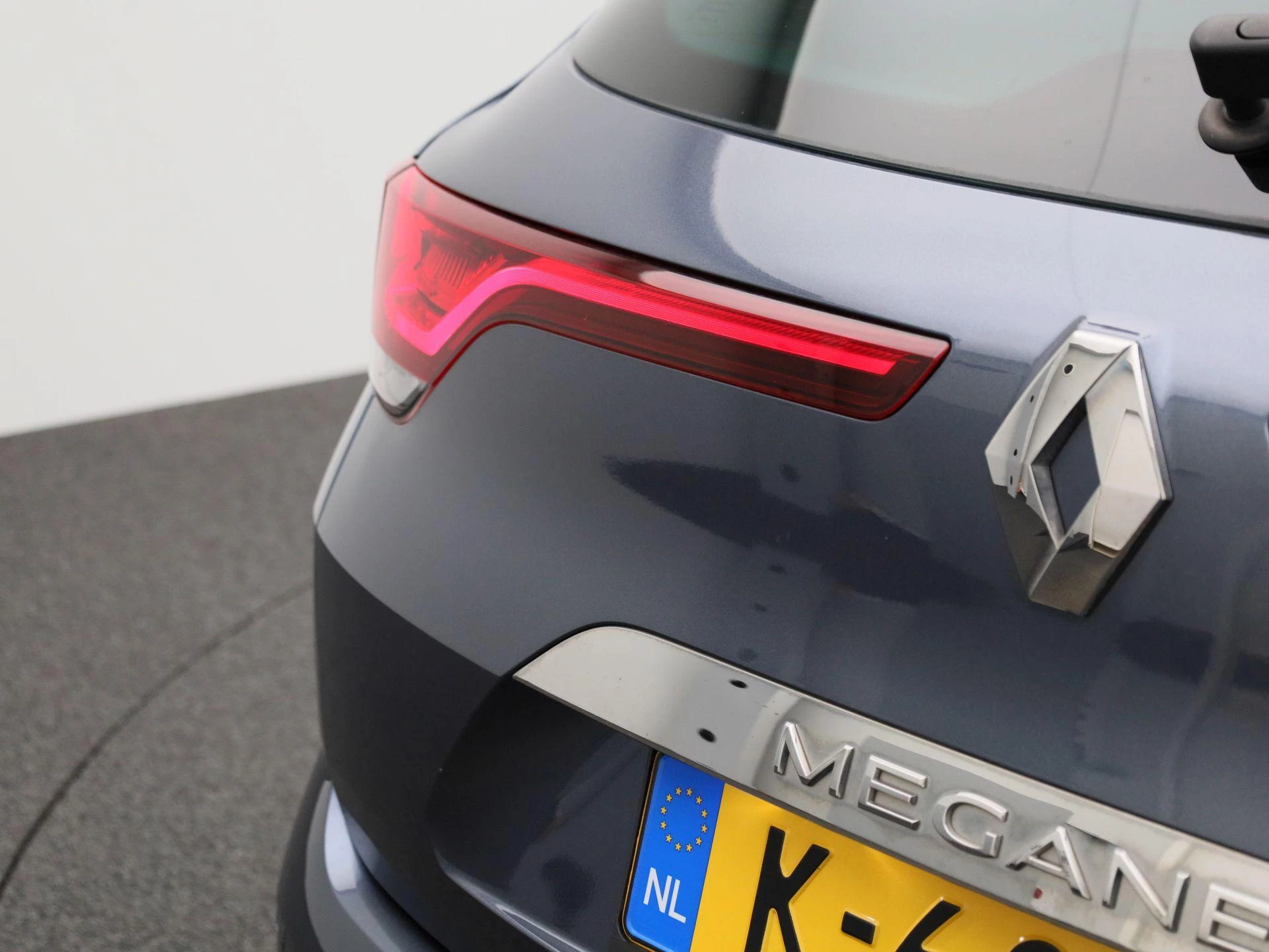 Renault-Megane E-Tech-image-52