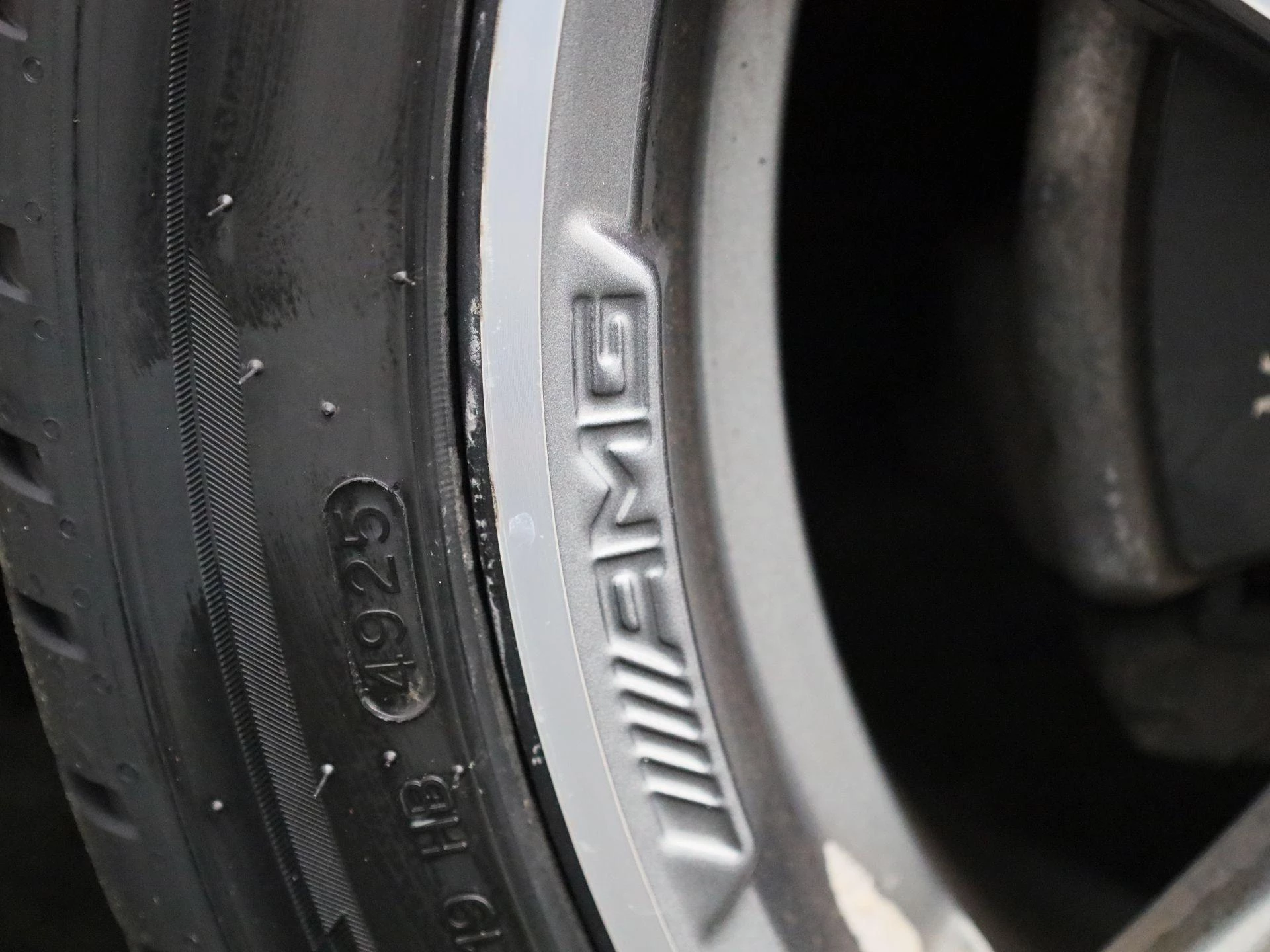 Mercedes-Benz-CLA-image-13
