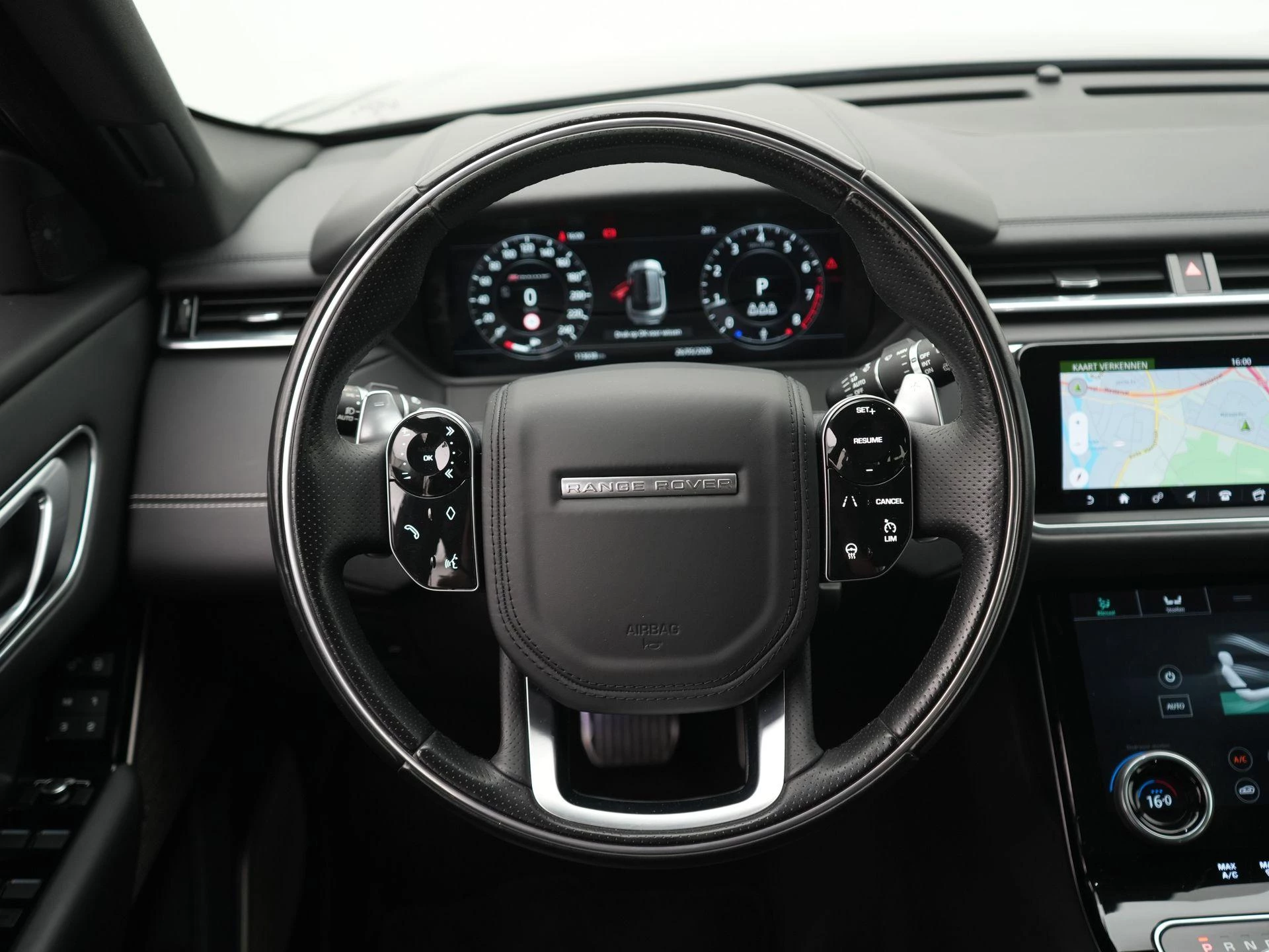 Land Rover-Range Rover Velar-image-7