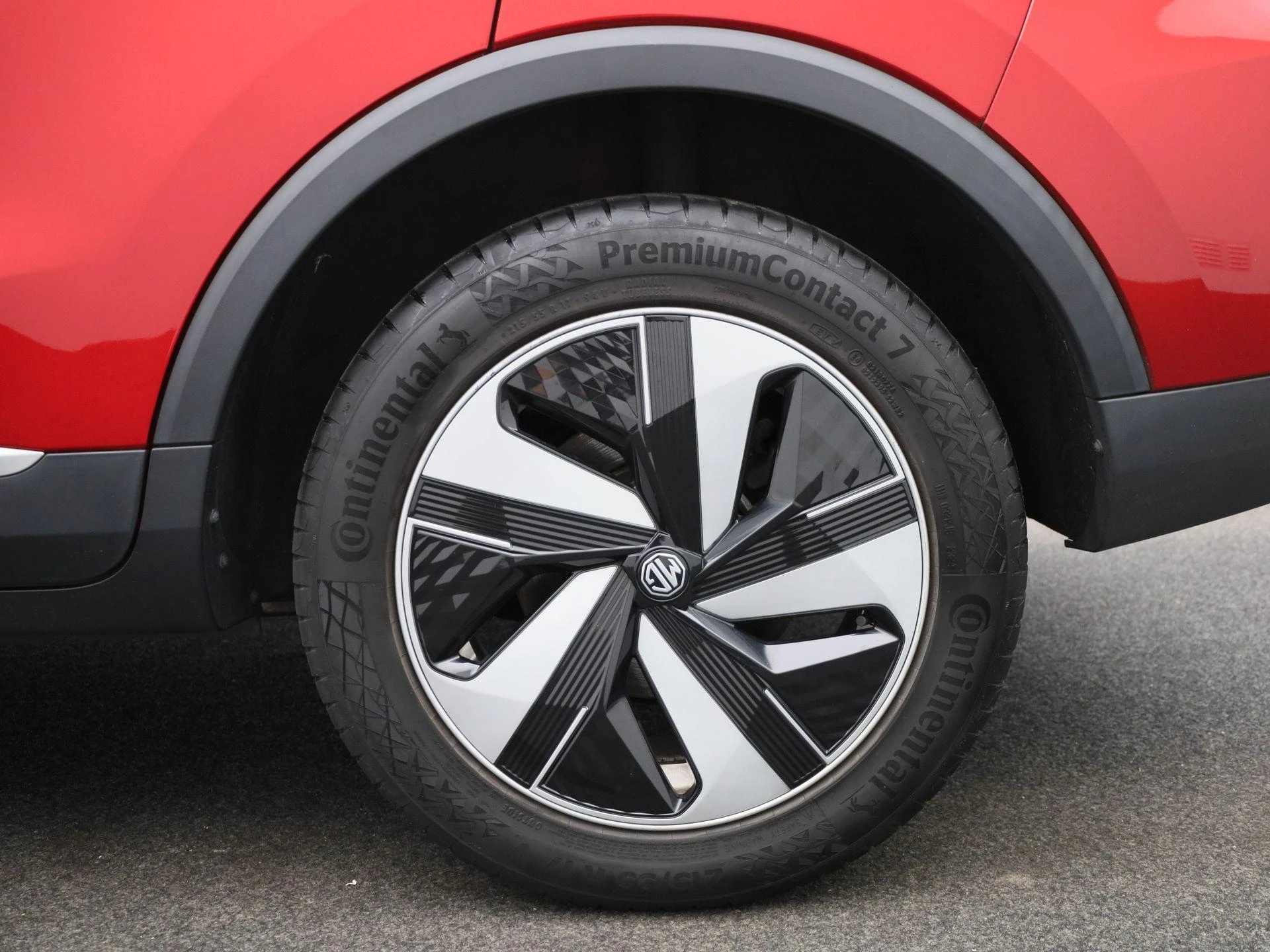MG-ZS EV-image-12