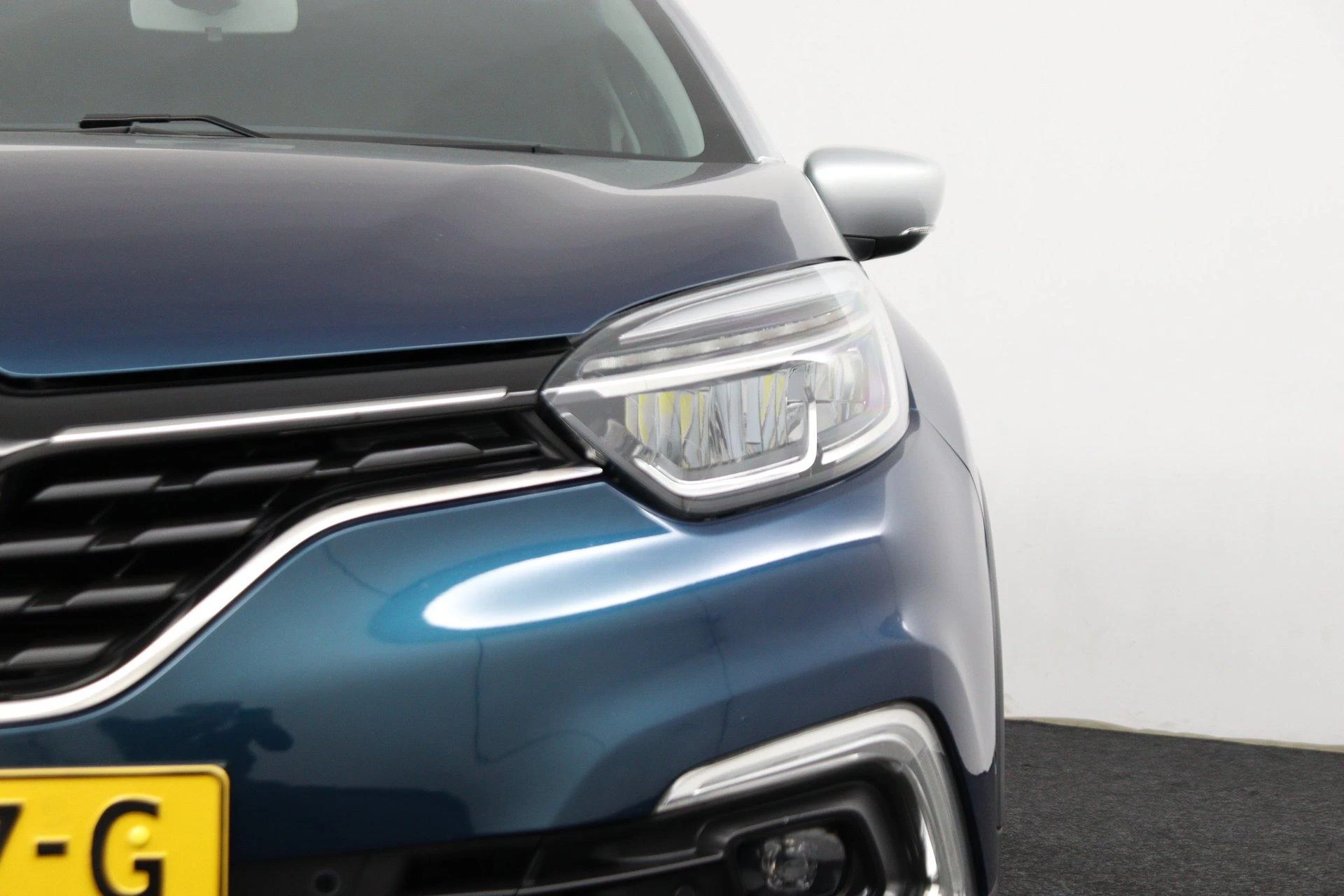Renault-Captur-image-28