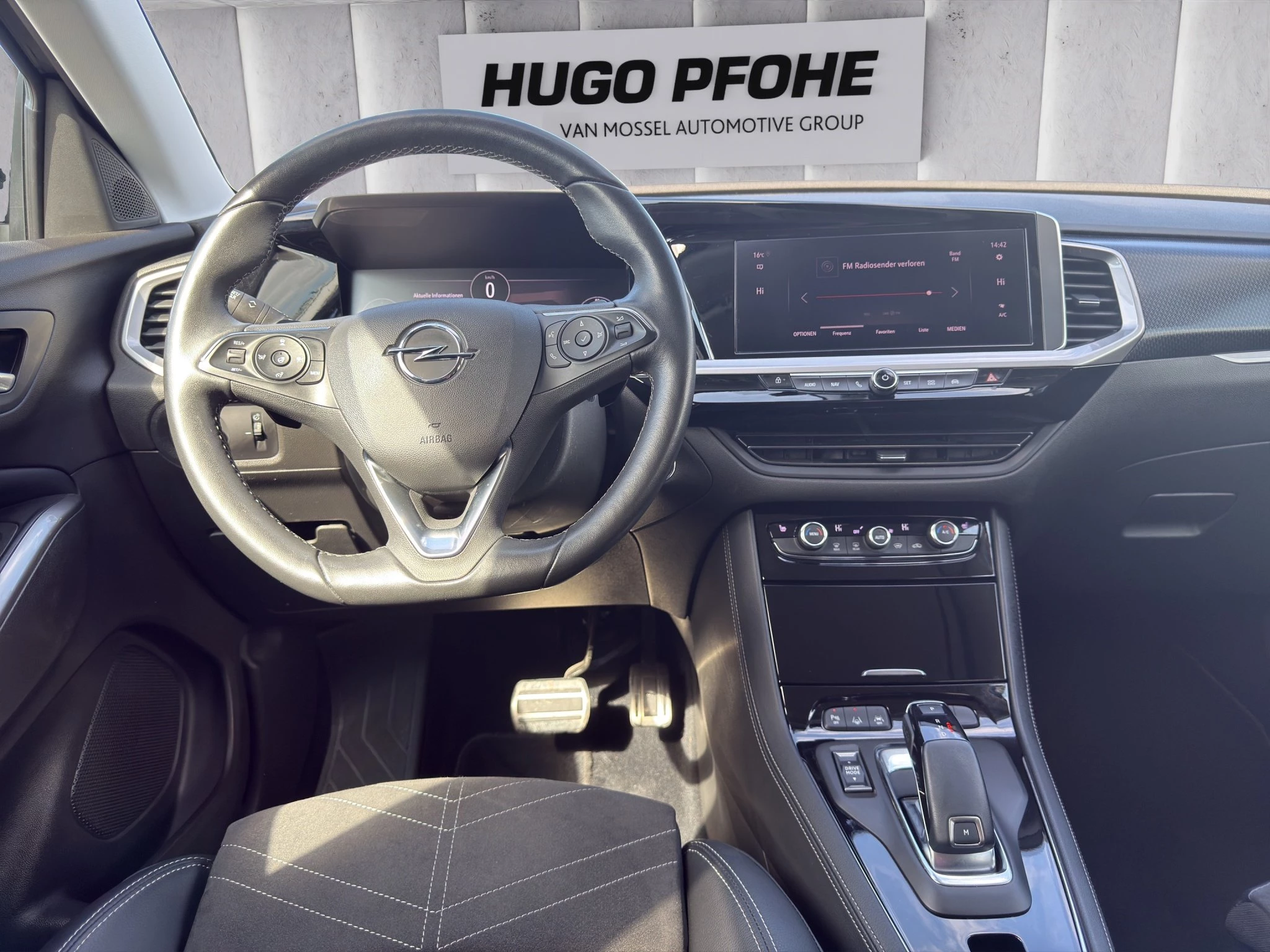 Opel-Grandland-image-11