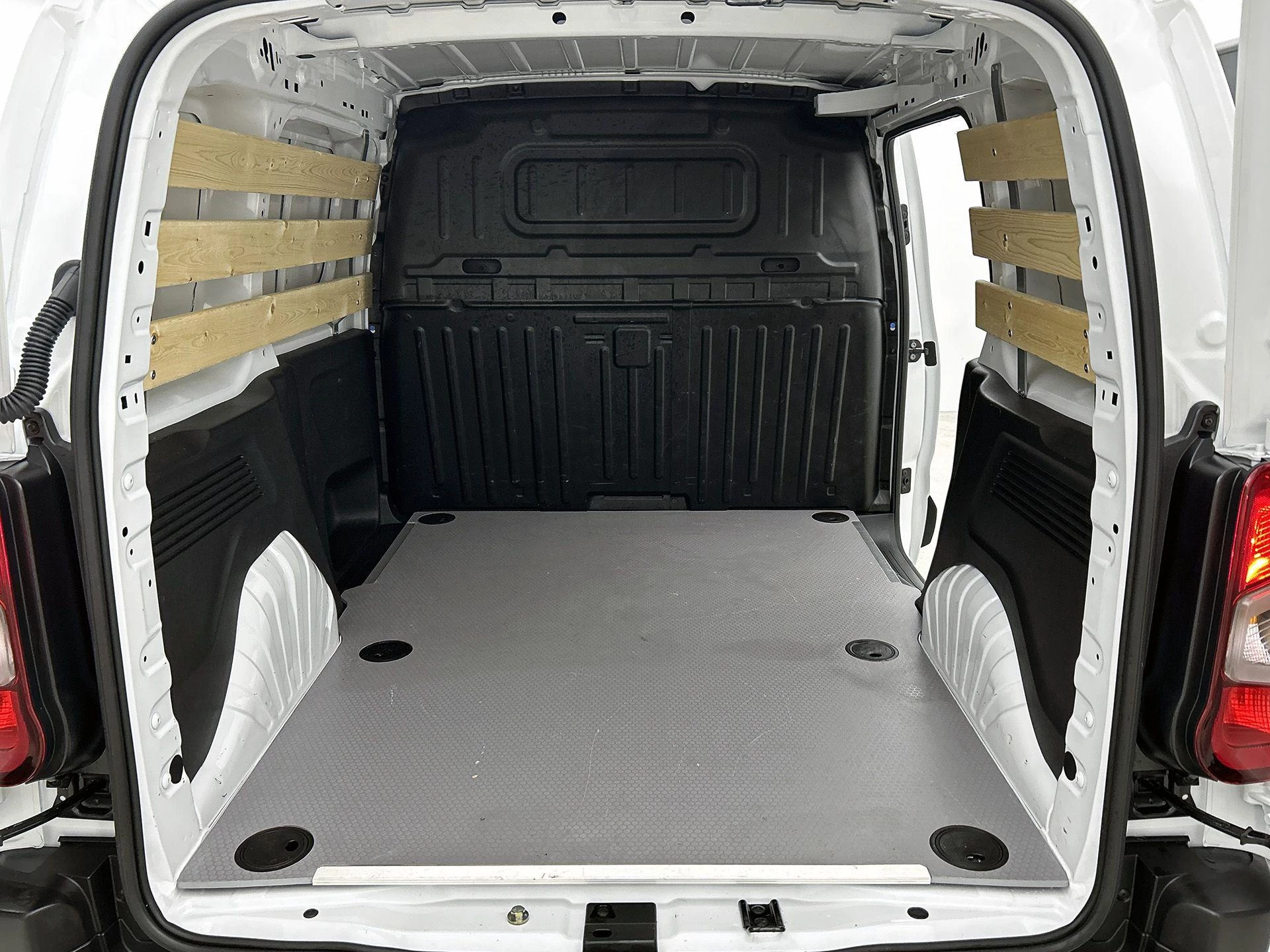 Opel-Combo-image-26