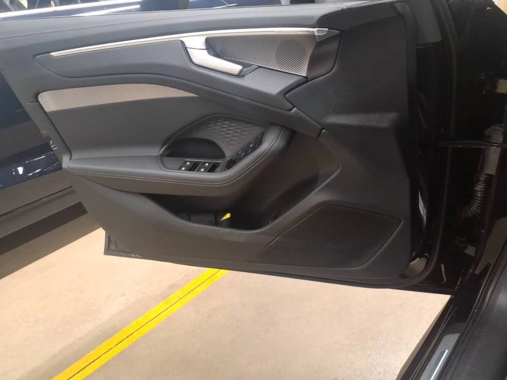 Audi A6 Avant TFSI quattro 270 kW S tronic *Pano*AHK*
