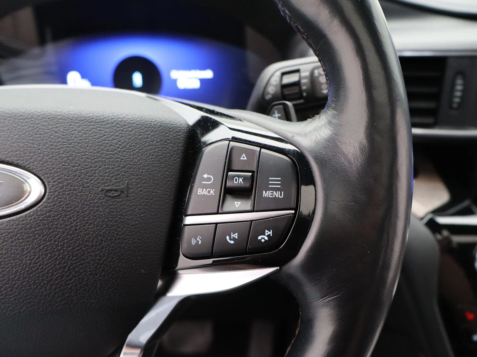 Ford-Explorer-image-21