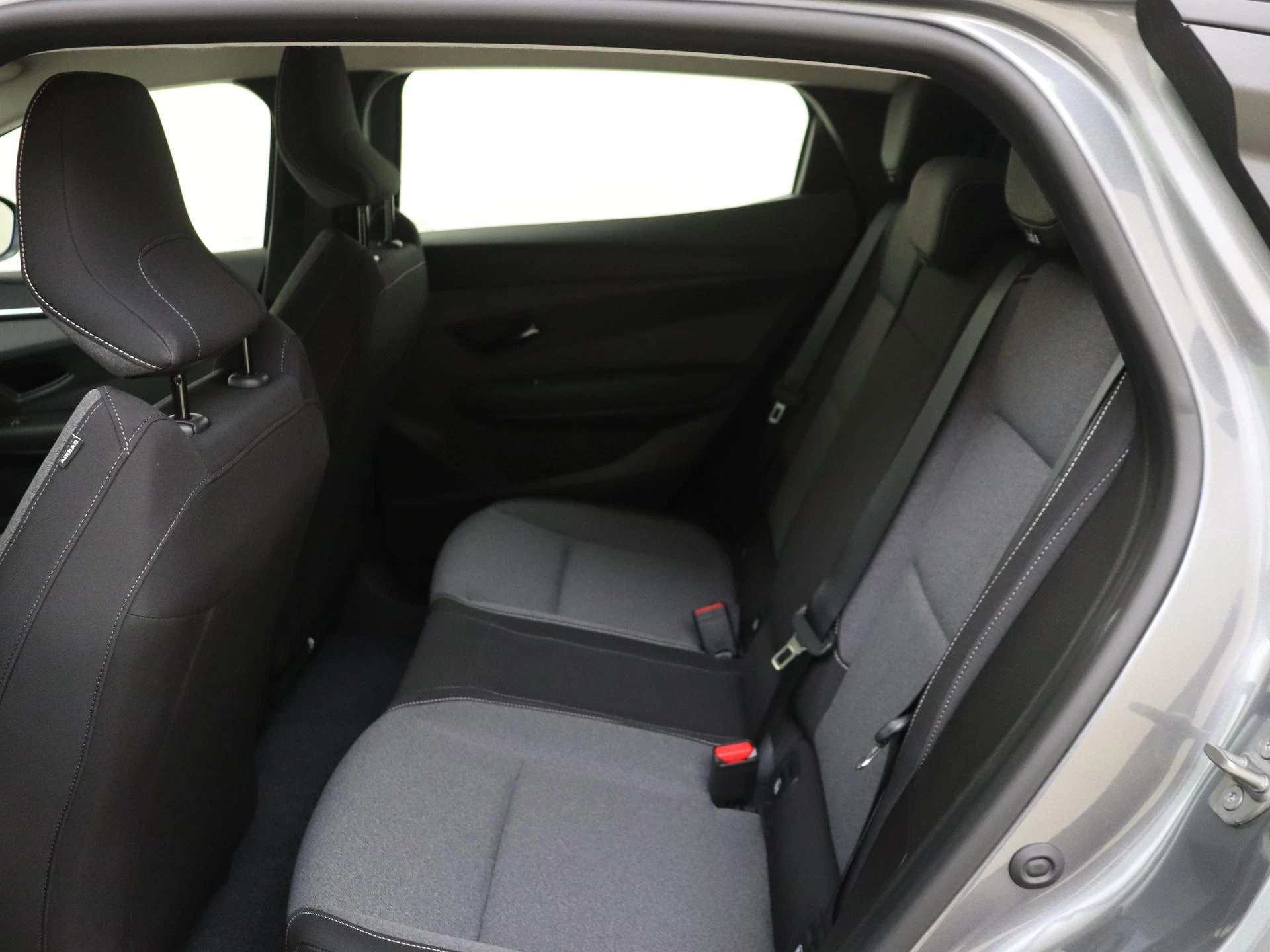 Renault-Megane E-Tech-image-5