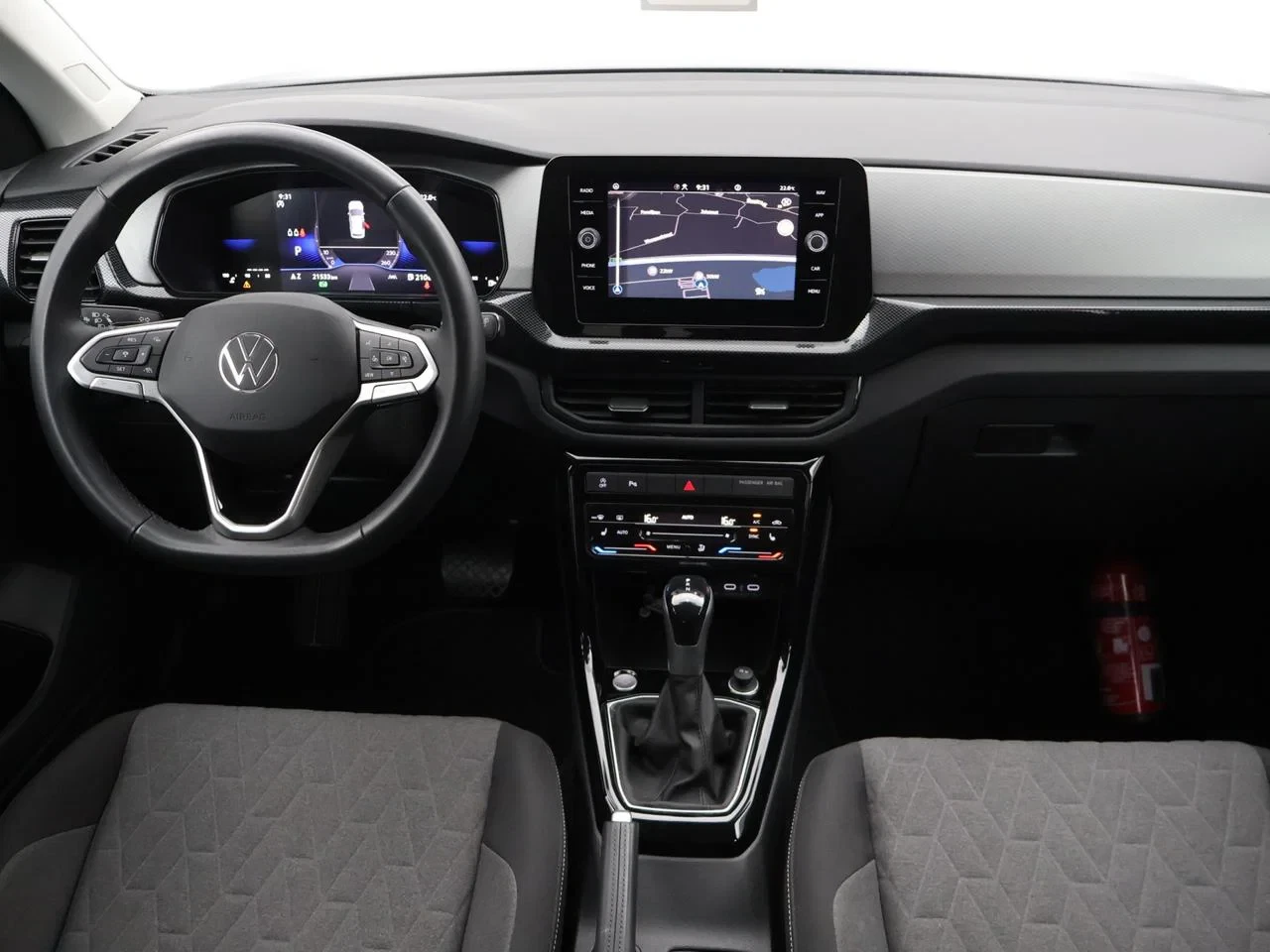 Volkswagen-T-Cross-image-12