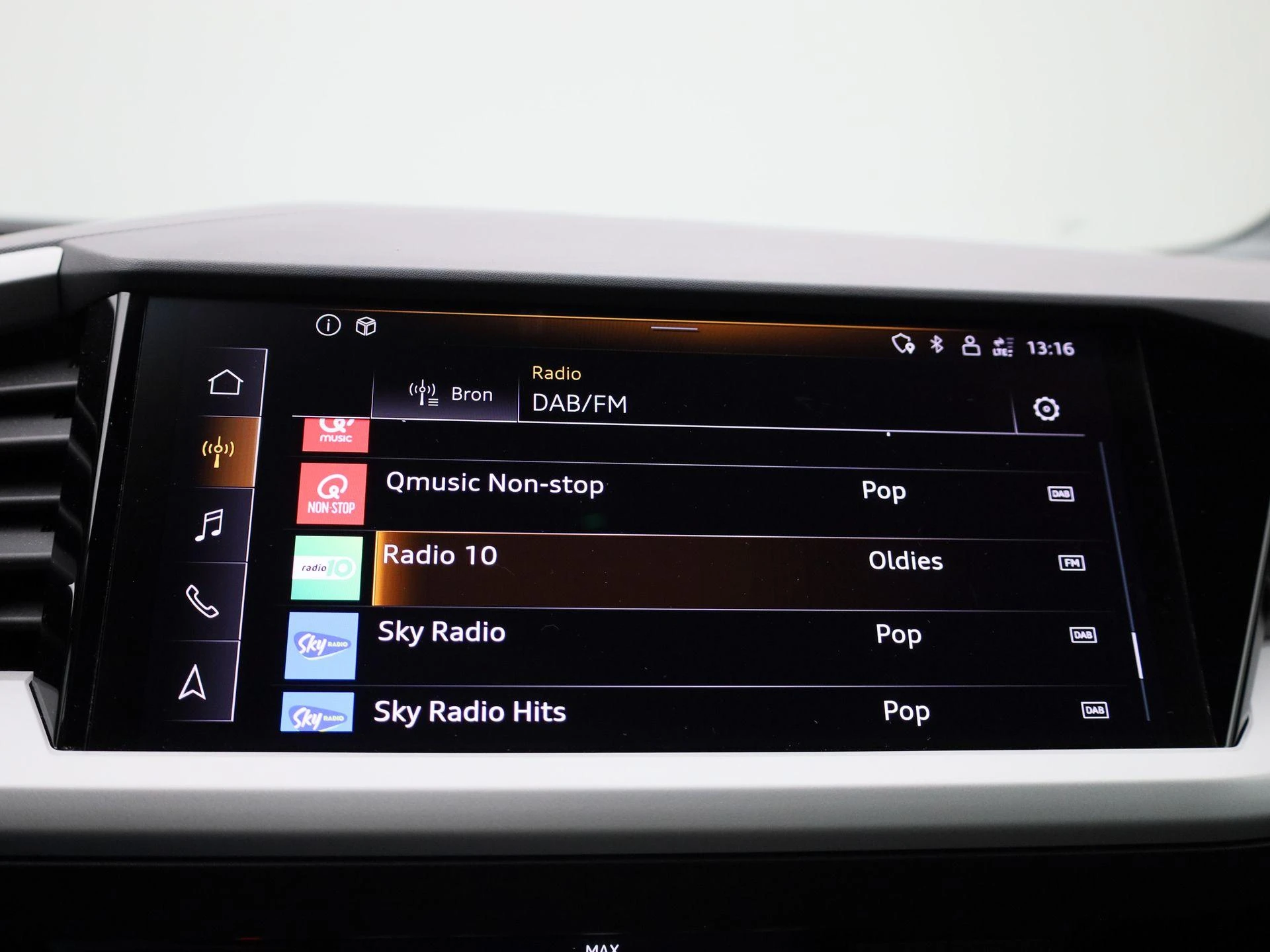 Audi-Q4 e-tron-image-24