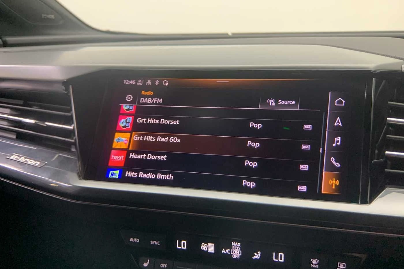 Audi-Q4 e-tron-image-13