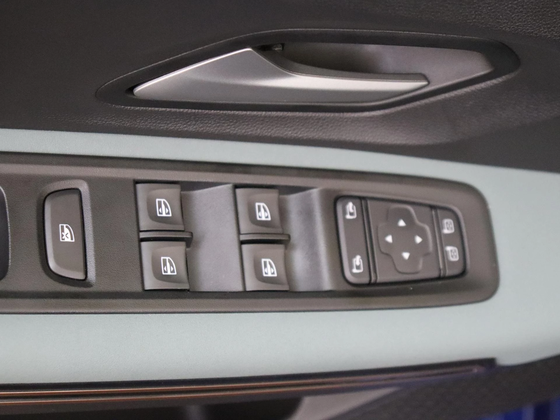 Dacia-Sandero Stepway-image-22