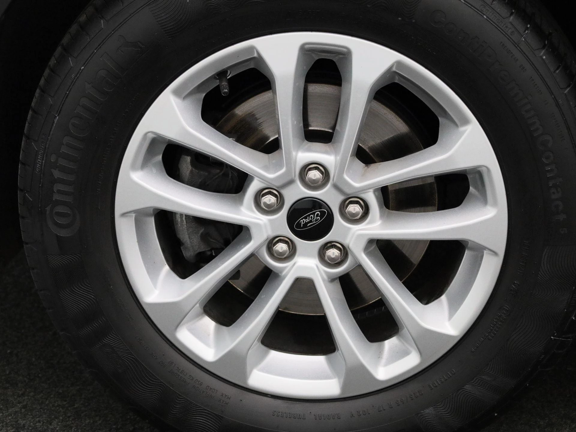 Ford-Kuga-image-11