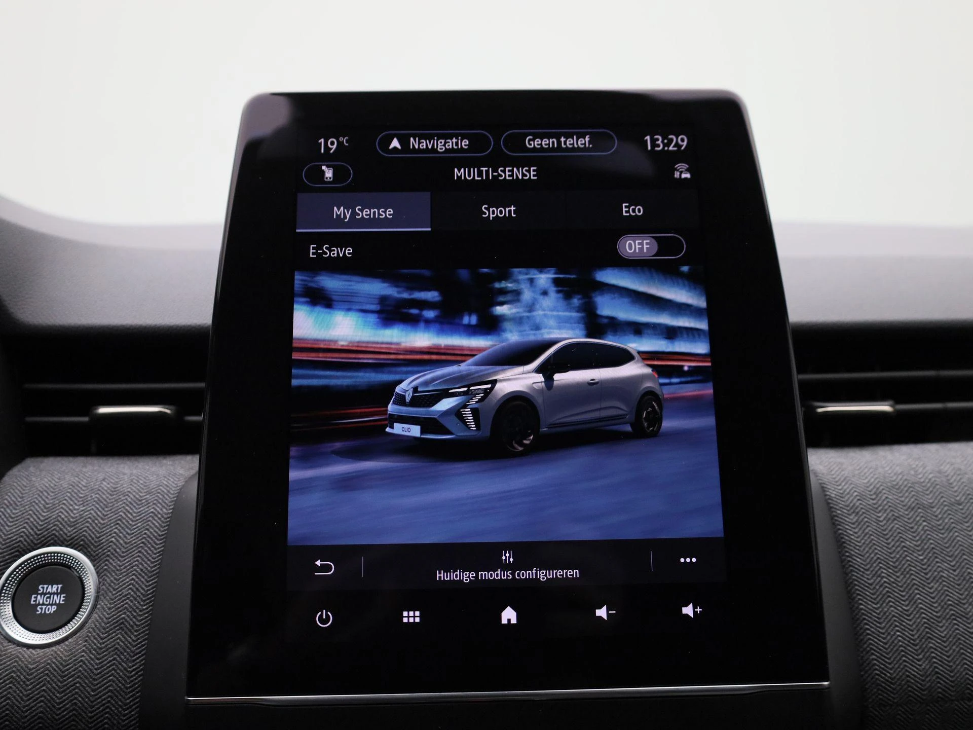 Renault-Clio-image-24