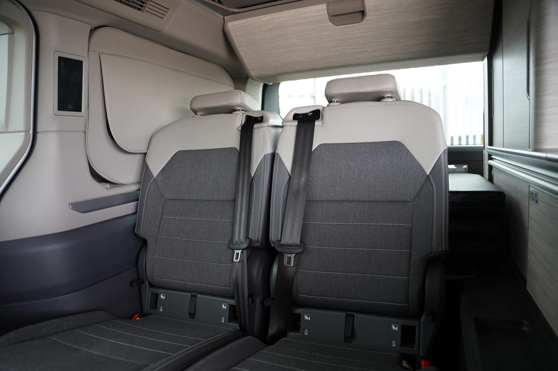 Volkswagen-California-image-31