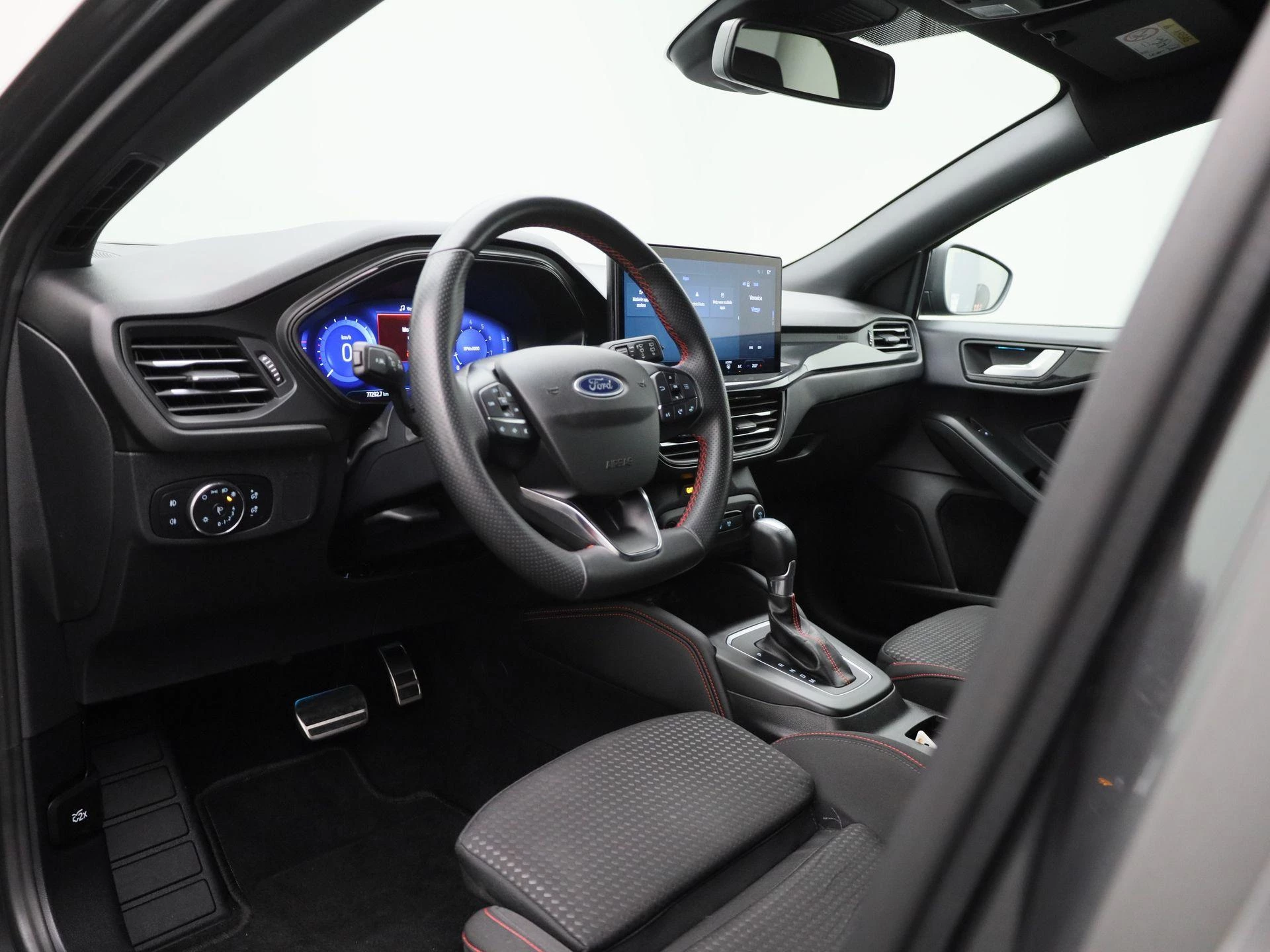 Ford Focus Wagon 1.0 EcoBoost Hybrid ST Line X