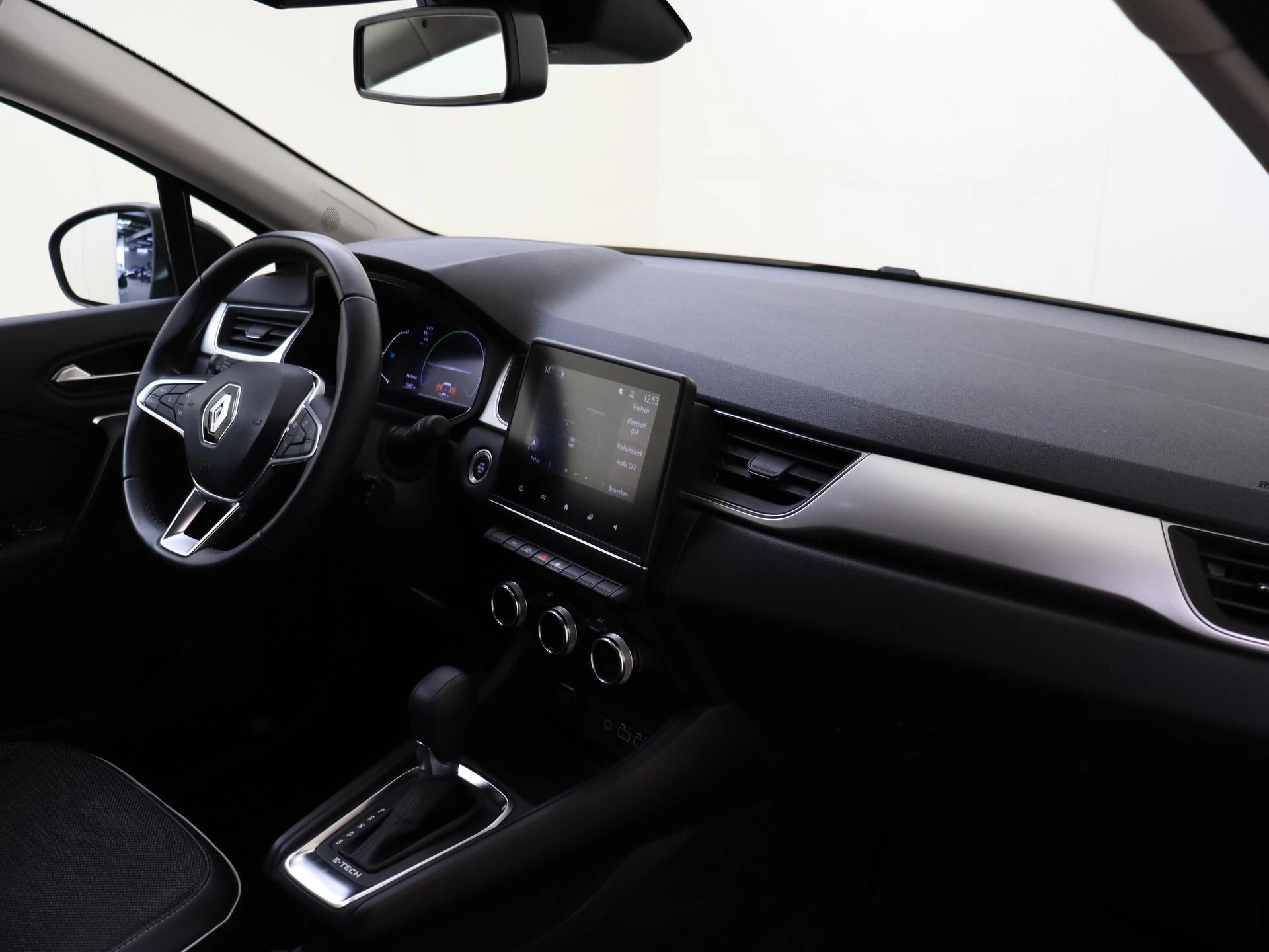 Renault-Captur-image-8