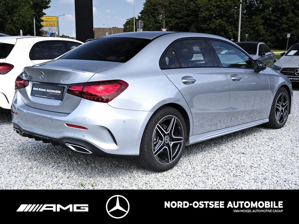 Mercedes-Benz A-Klasse 200 Limo AMG PANO NIGHT MBUX SHZ AMG Line