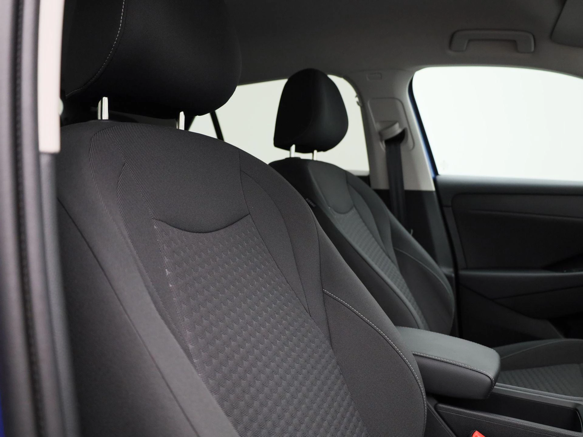 Volkswagen T-Roc 1.5 eTsi Life First Edition 116 PK|