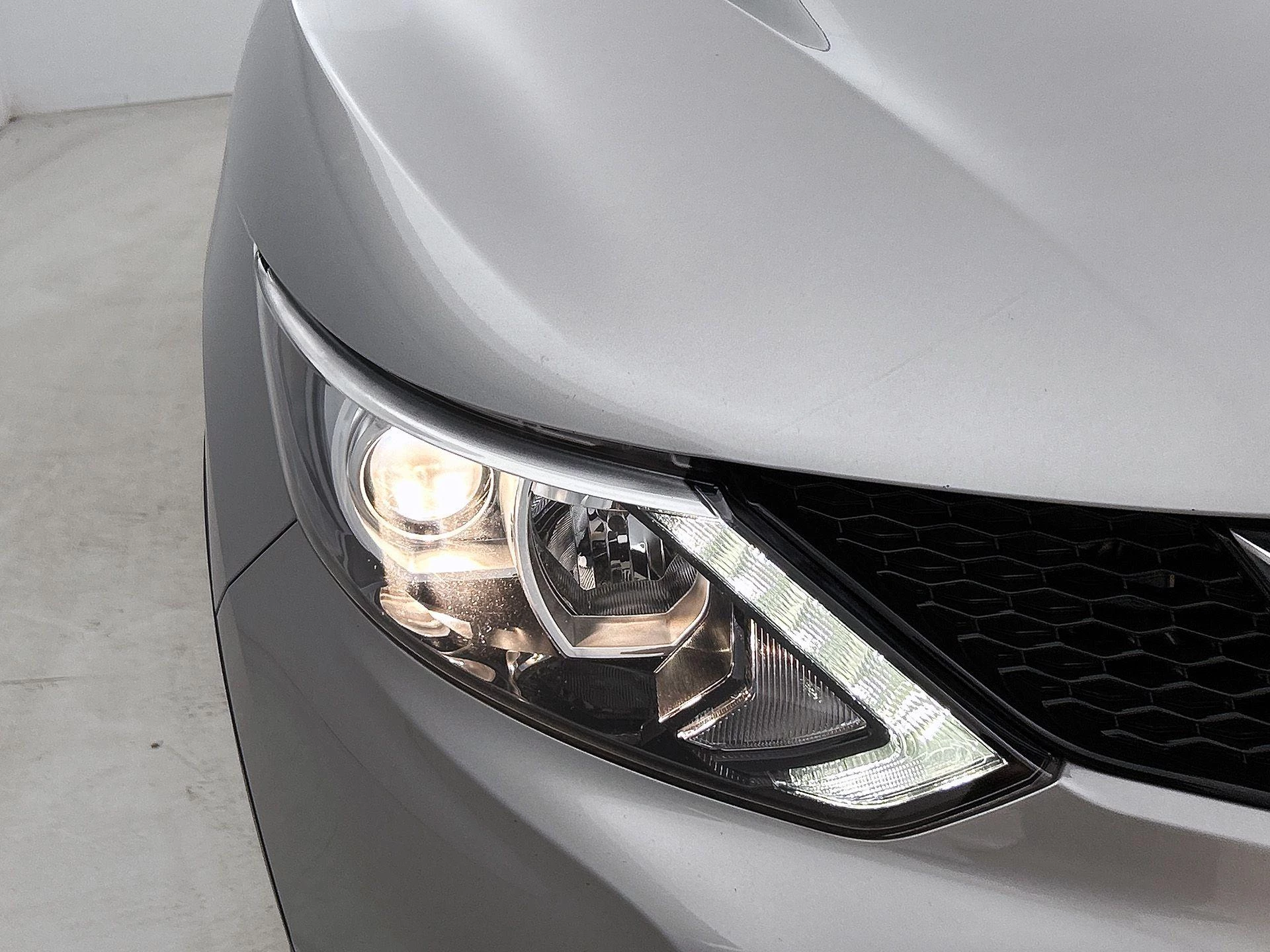 Nissan QASHQAI 1.6 Connect Edition