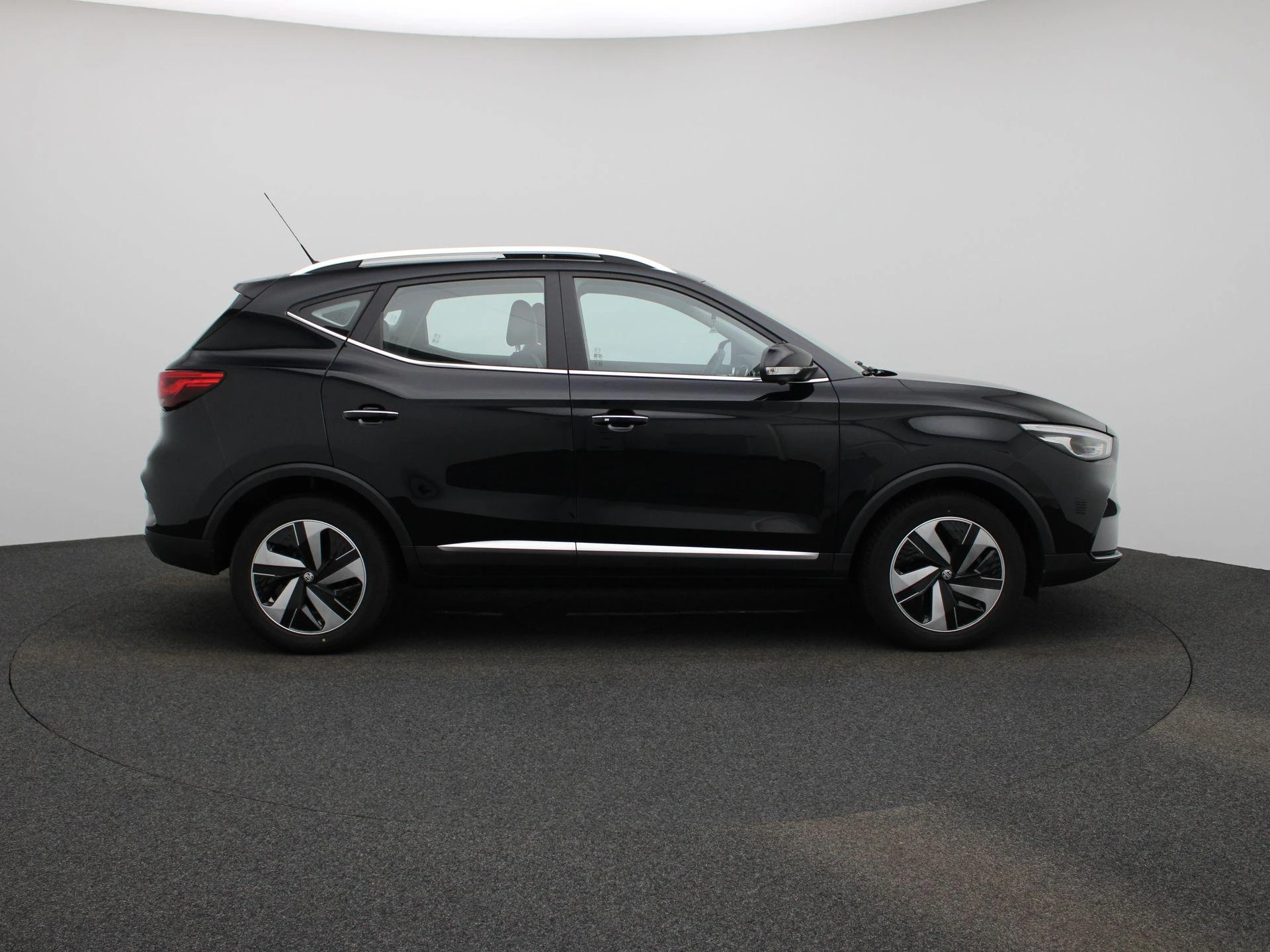 MG-ZS EV-image-5