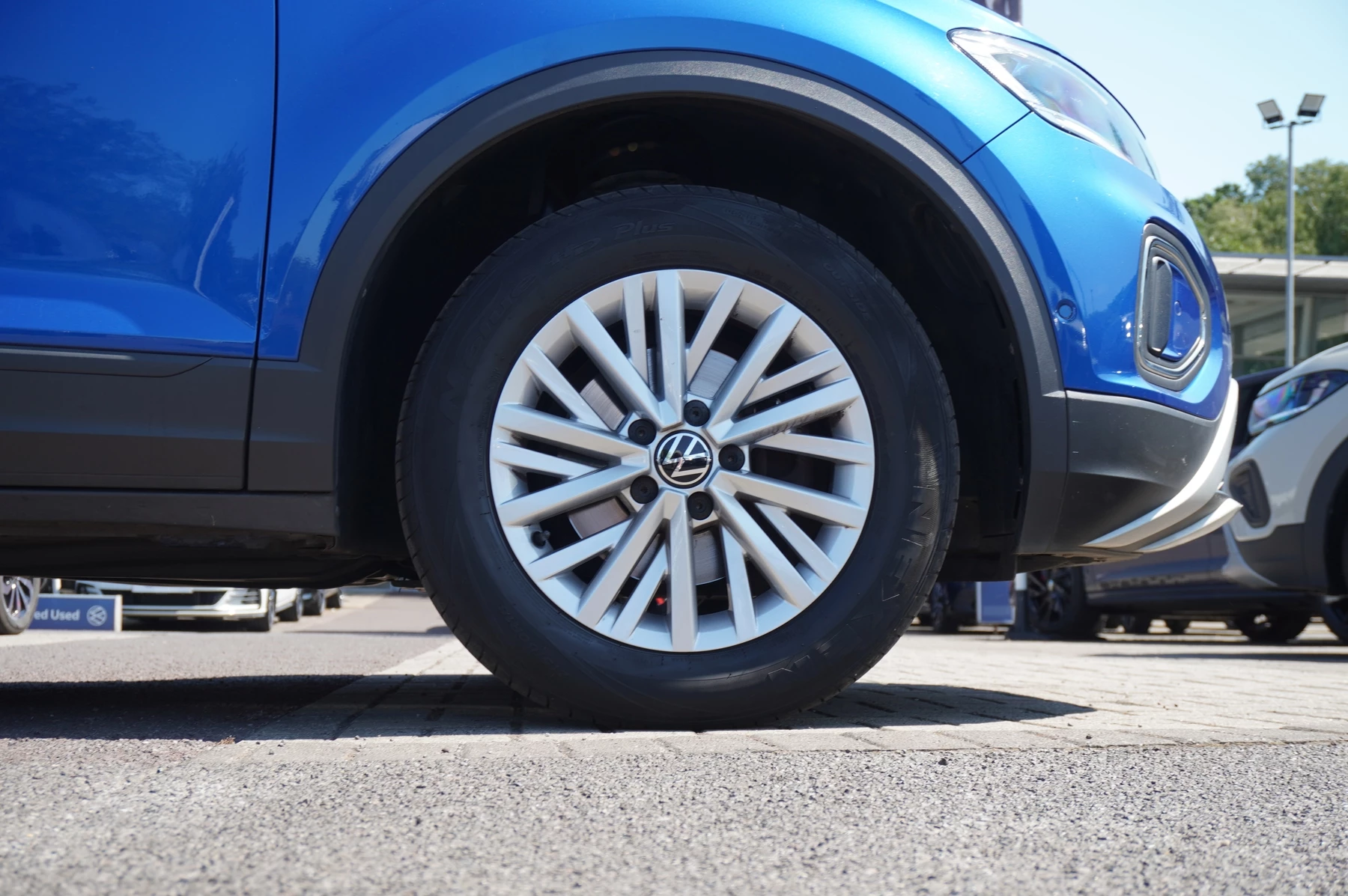 Volkswagen-T-Roc-image-21