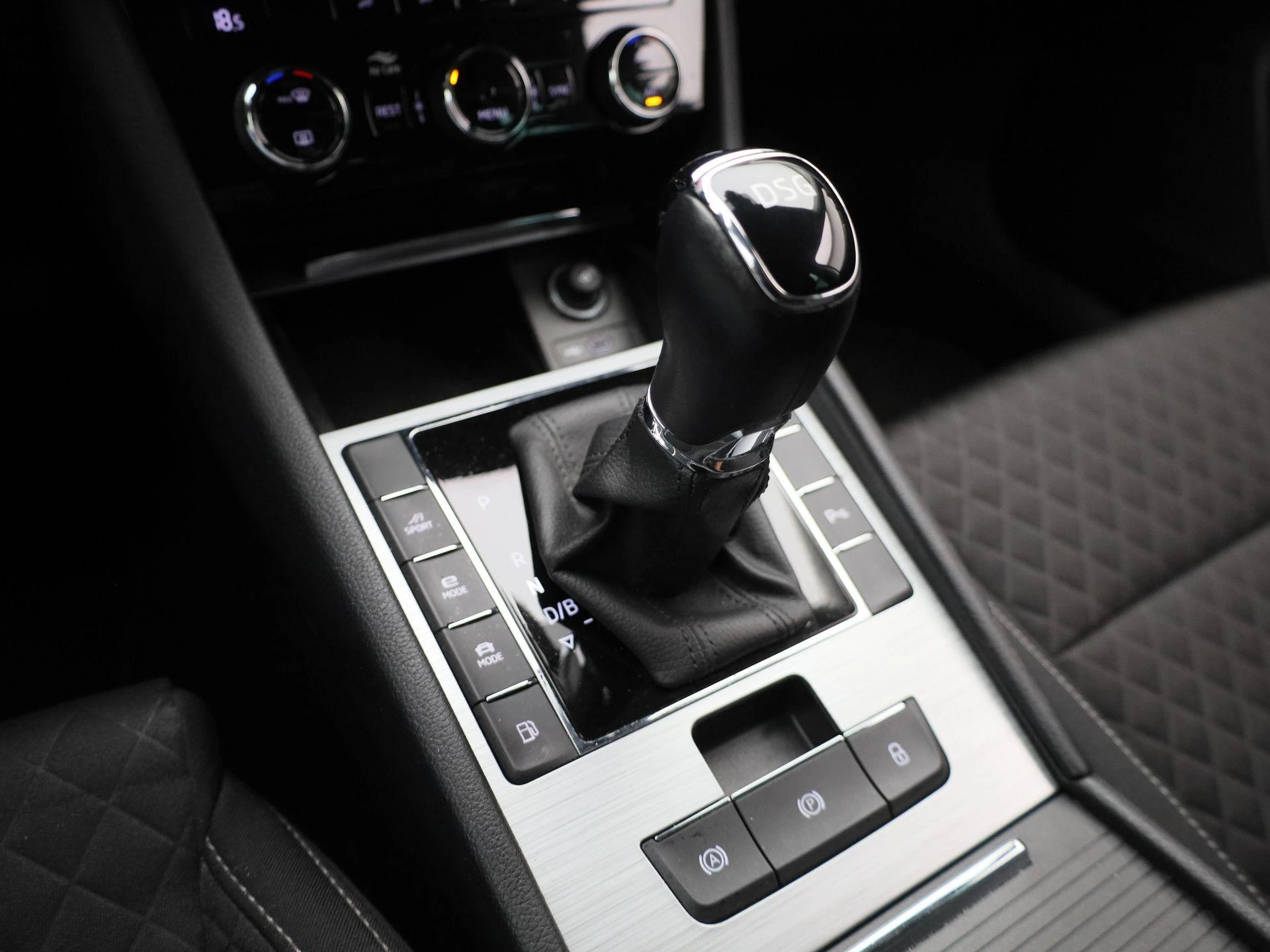Škoda-Superb-image-25