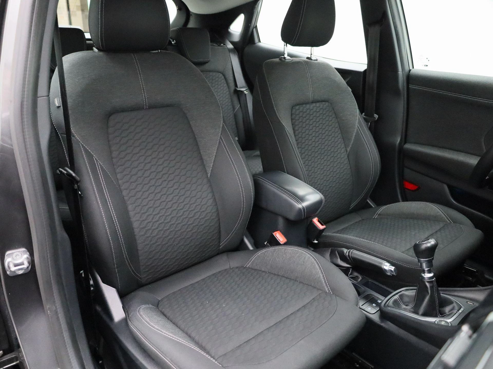 Ford Puma 1.0 EcoBoost Hybrid Titanium
