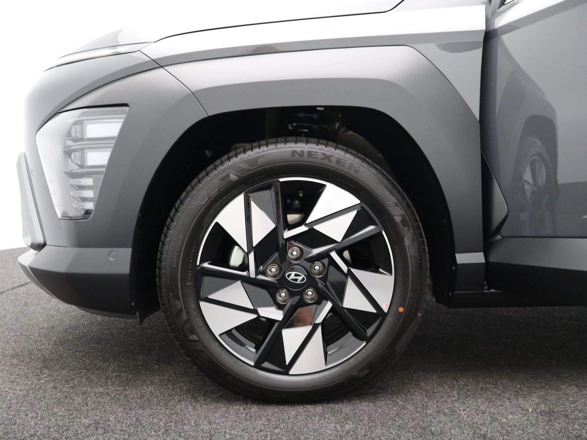 Hyundai-Kona-image-14