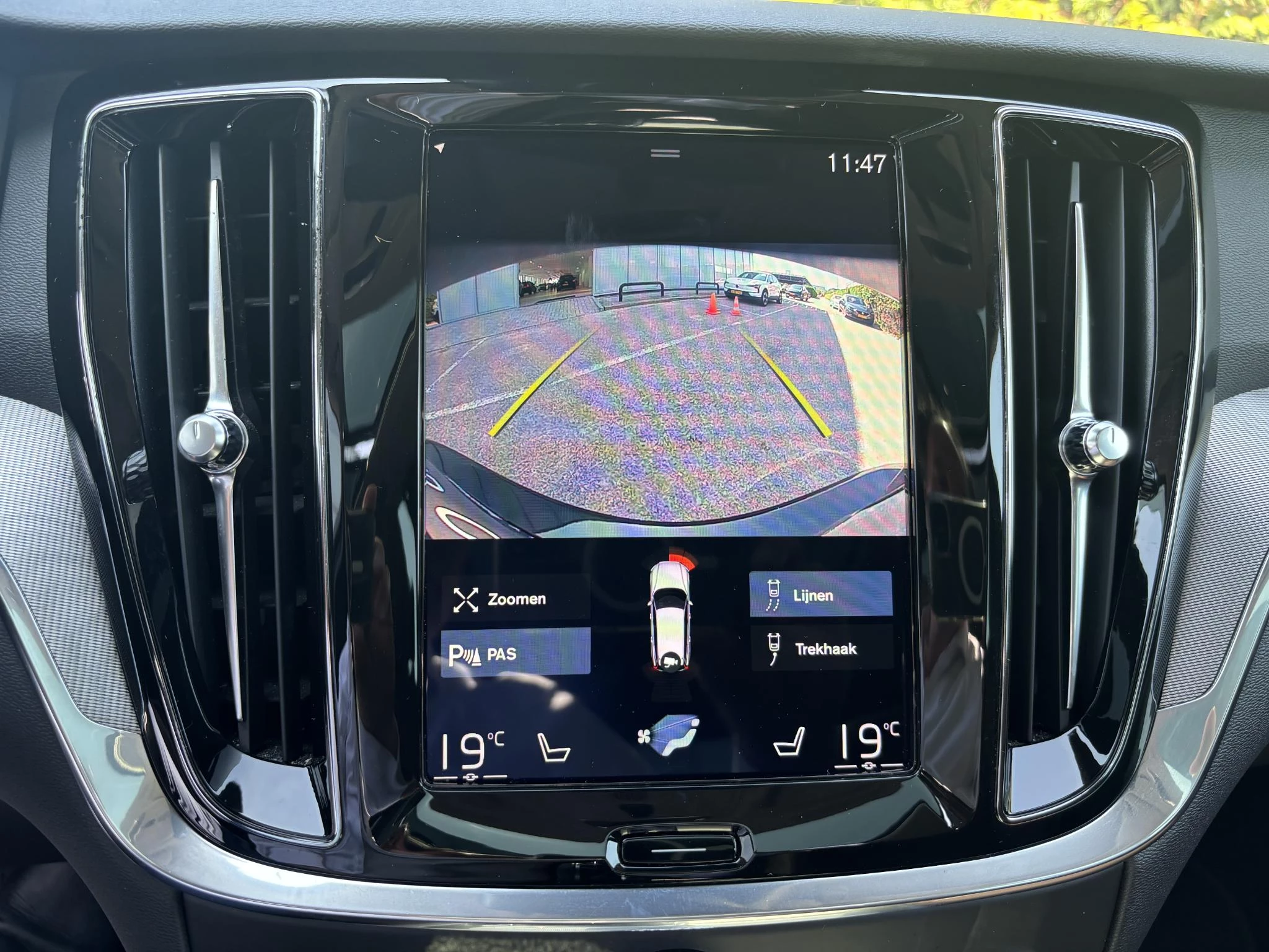 Volvo V60 D4 Momentum Pro|Leder|Panodak|Trekhaak|Aut.