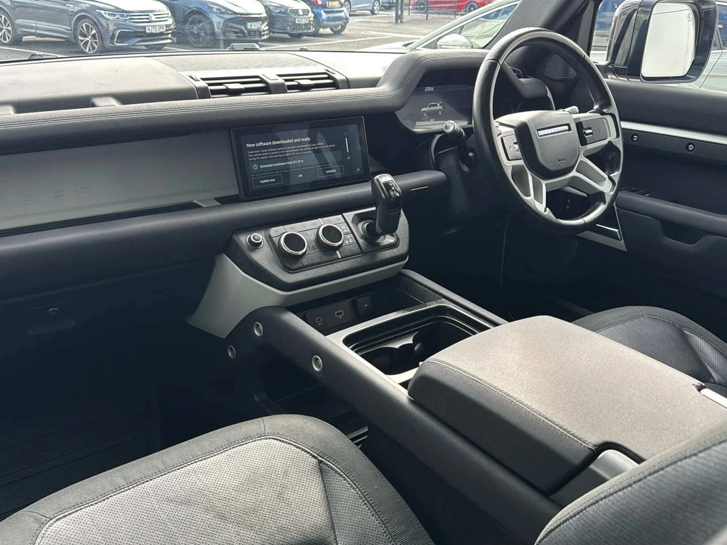 Land Rover-Defender-image-1